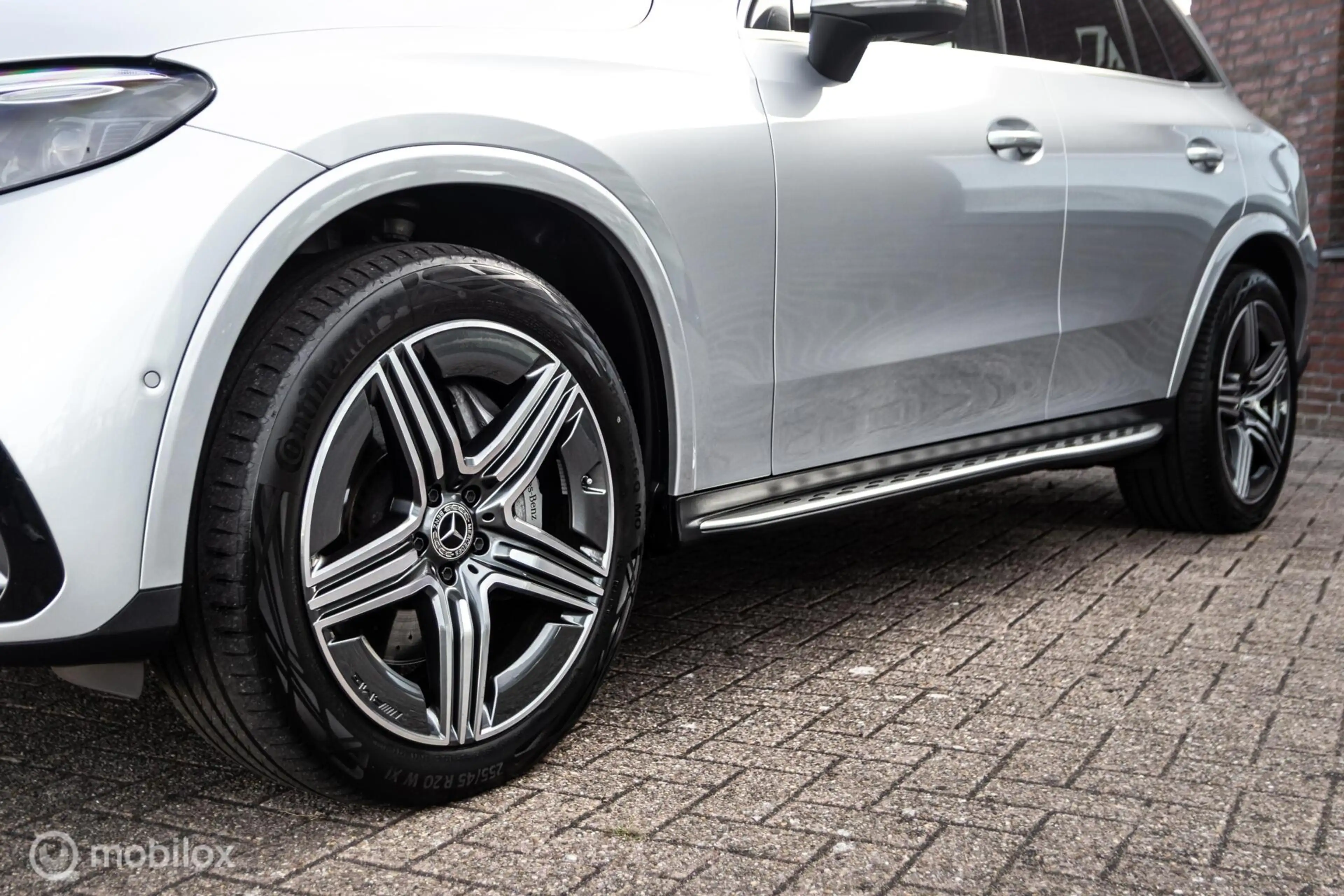 Mercedes-Benz GLC 400 400e 4MATIC AMG Line — photo 7