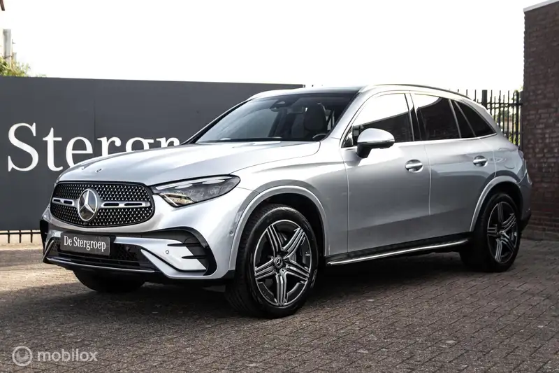 MERCEDES-BENZ Glc