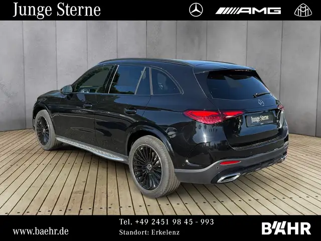 Mercedes-Benz GLC view 3