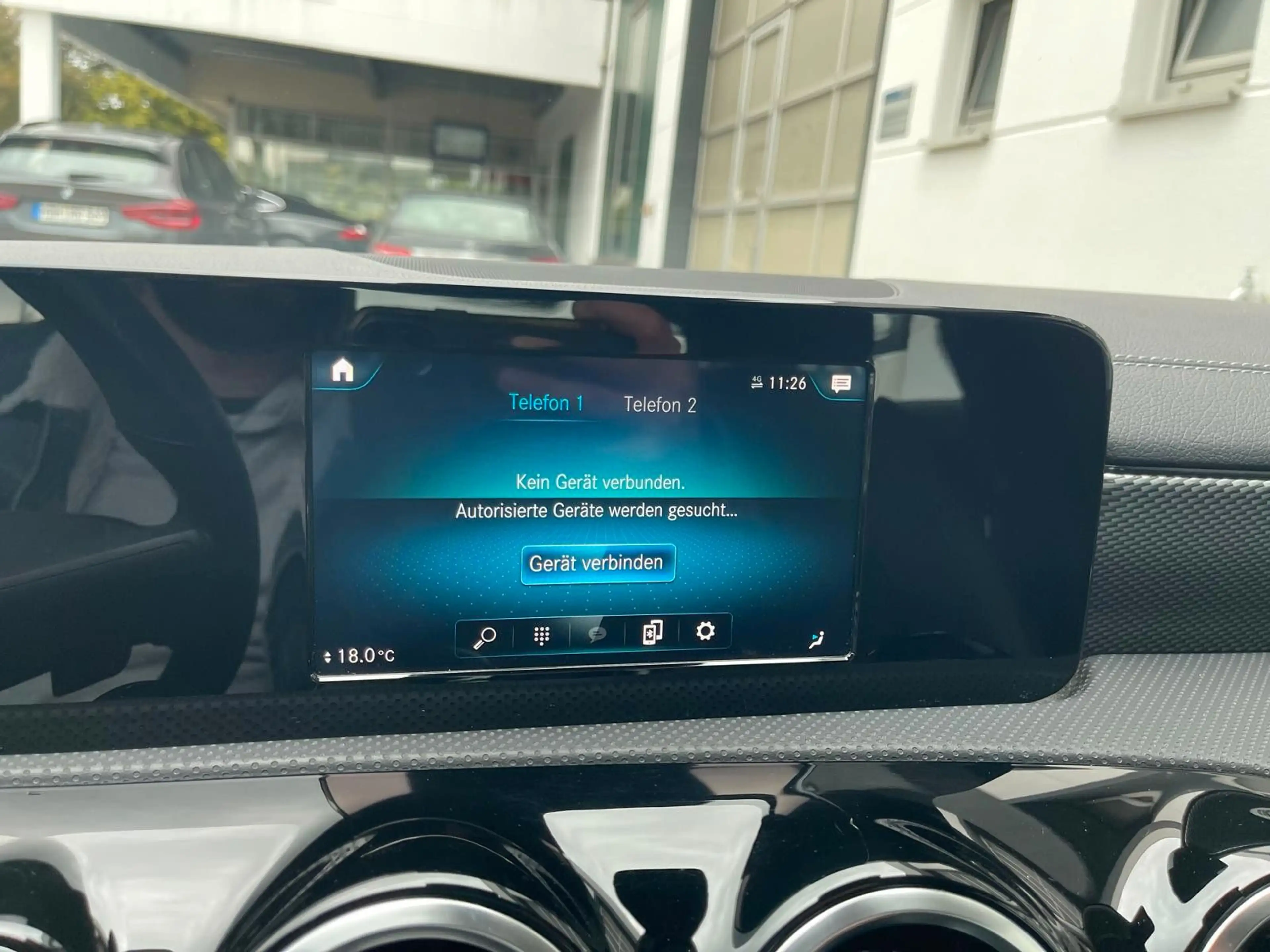 Mercedes-Benz CLA 220 d/Coupé/1HD/AHK/NAVI/S-HEFT/18'' — photo 15
