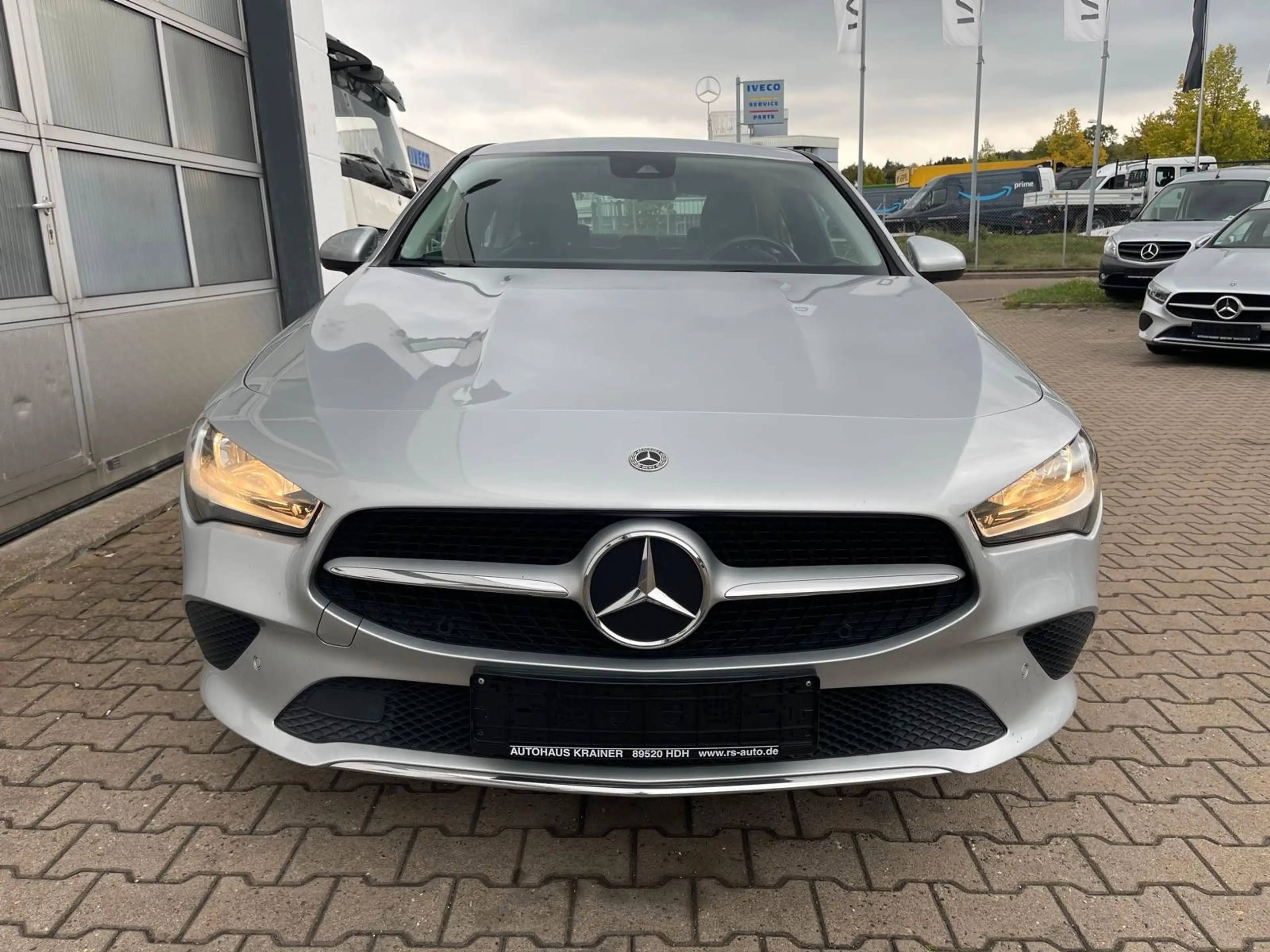 Mercedes-Benz CLA 220 d/Coupé/1HD/AHK/NAVI/S-HEFT/18'' — photo 4