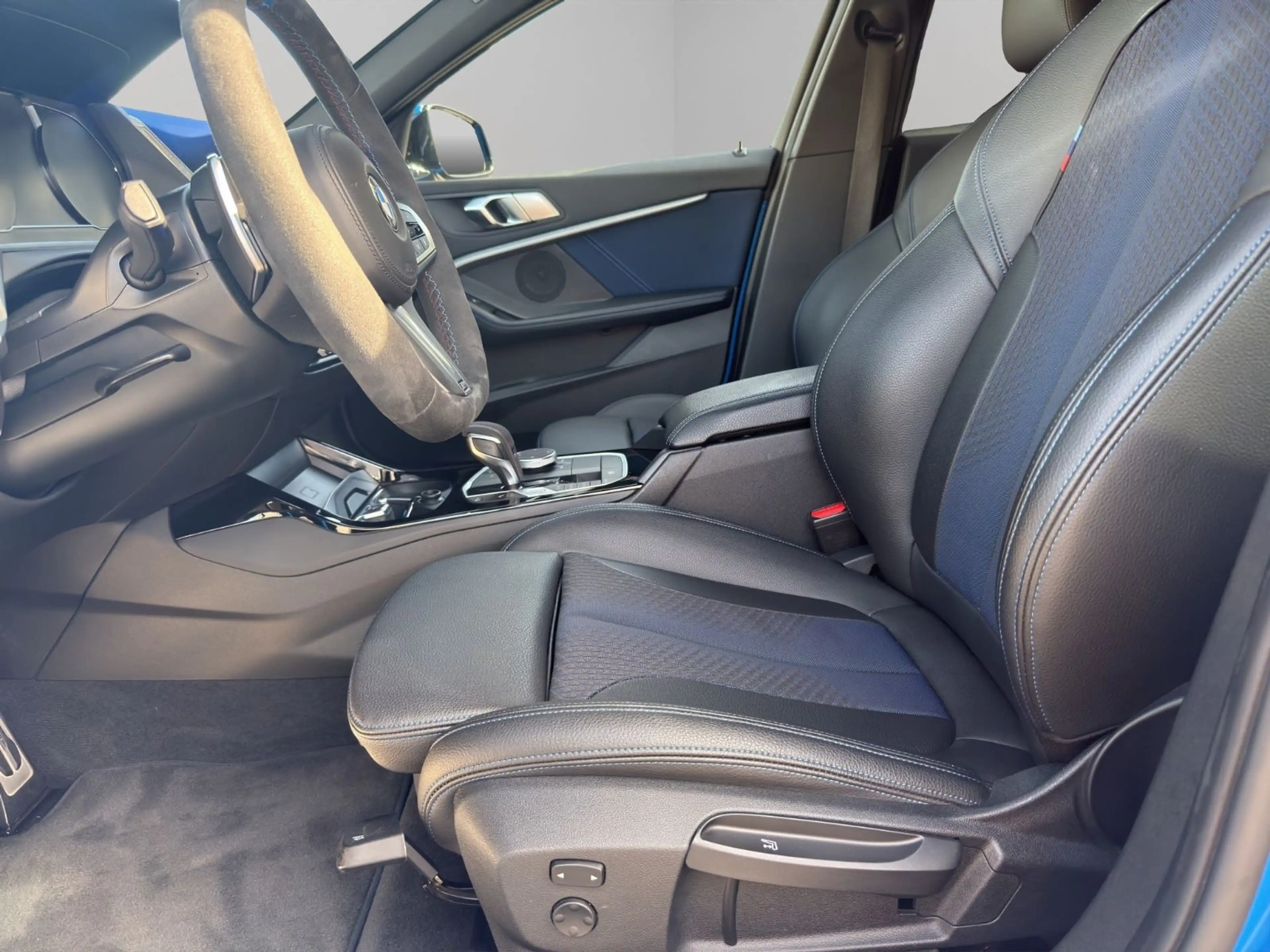 BMW 120 d xDrive M Sport*LED*CARPLAY* — photo 9