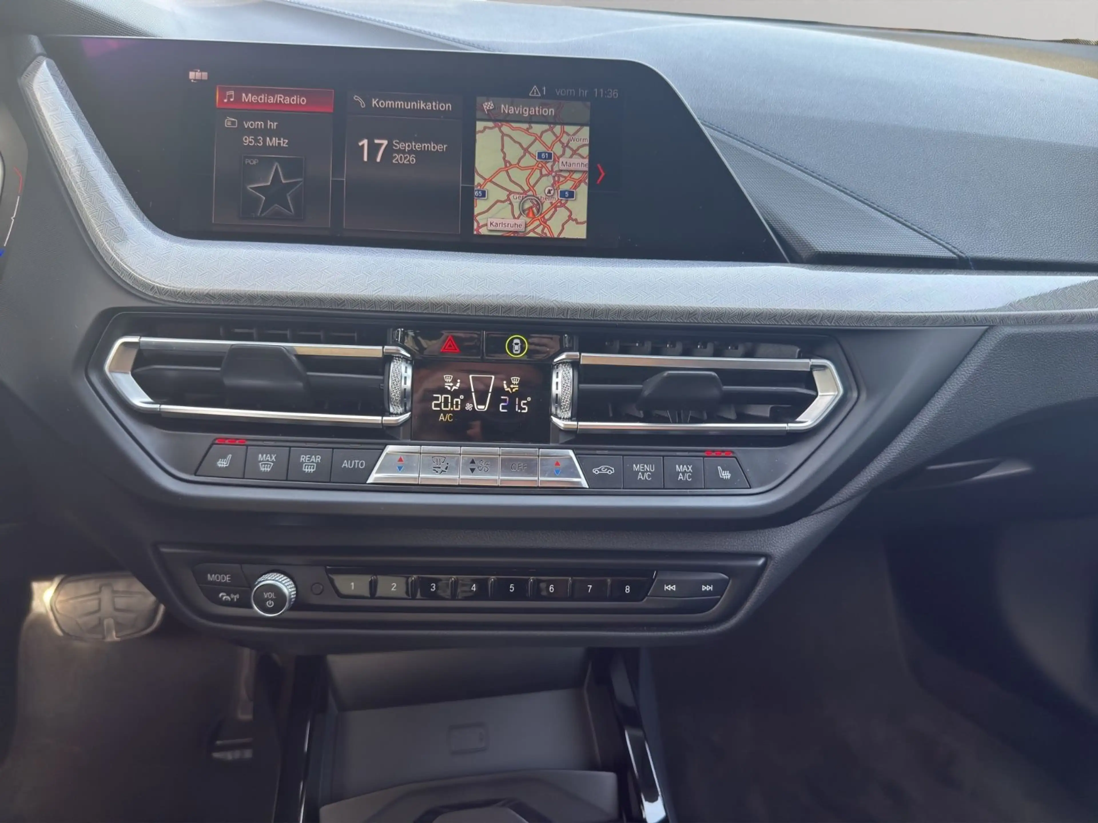 BMW 120 d xDrive M Sport*LED*CARPLAY* — photo 15