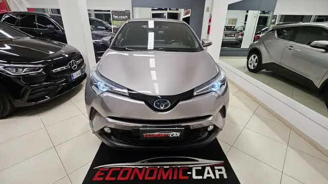 Toyota C-HR C-HR 1.8 Hybrid E-CVT Business