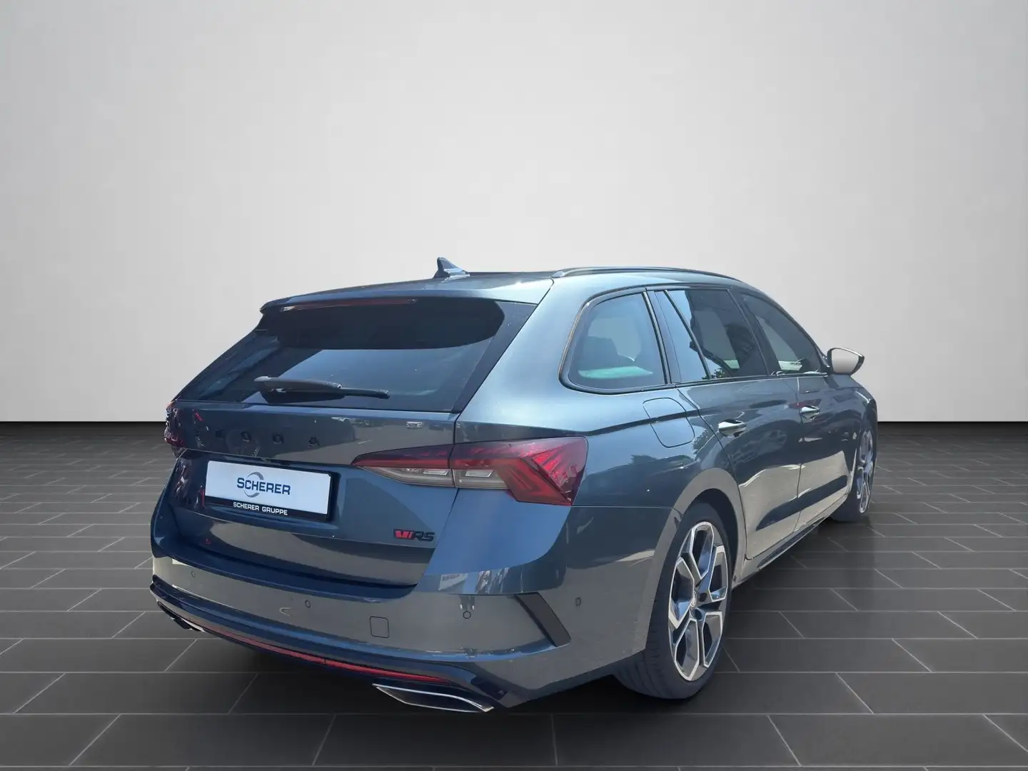 Skoda Octavia IV Combi RS plus 2.0 TSI MATRIX PANO CAN Grau - 2