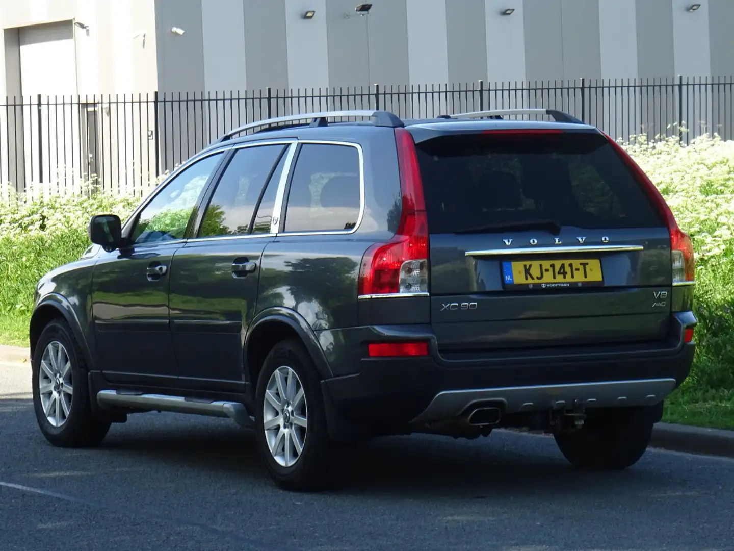 Volvo XC90 4.4 V8 Executive AUTOMAAT FULL OPTIONS Grijs - 2