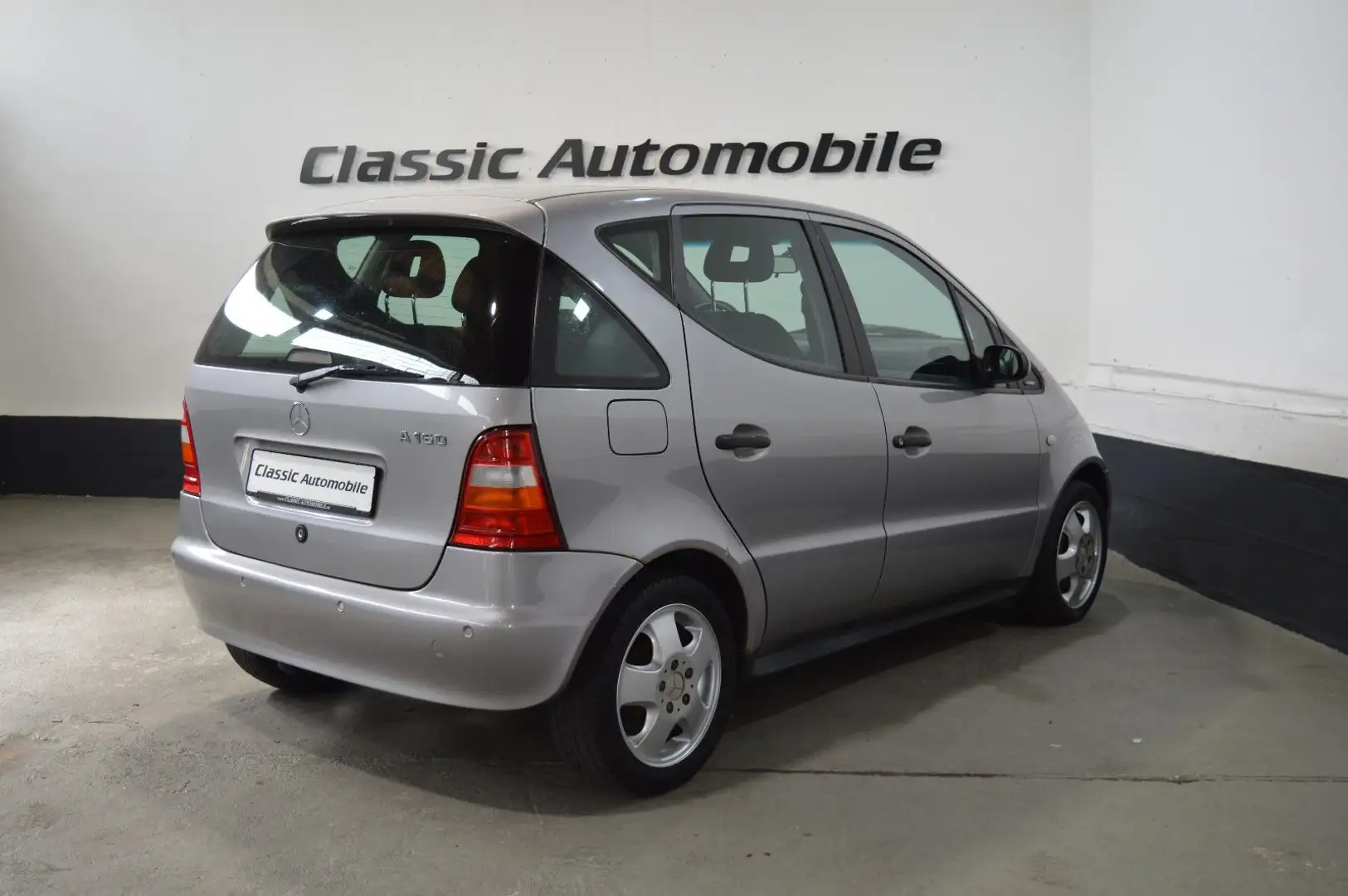 Mercedes-Benz A 160 Classic *Automatik*Einparkhilfe* Gris - 2