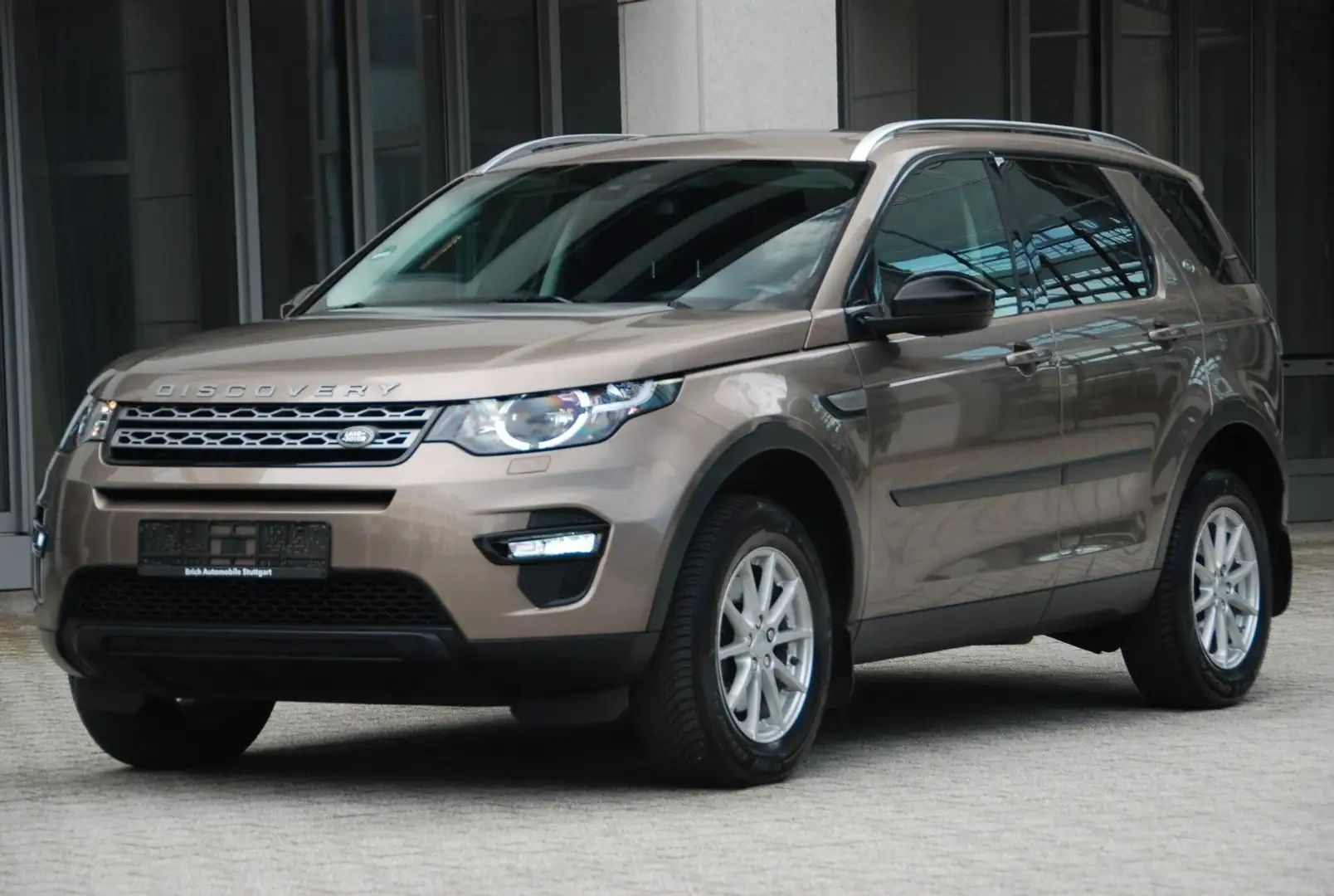 Land Rover Discovery Sport Pure| NAVI| KAMERA| PDC| AHK smeđa - 1