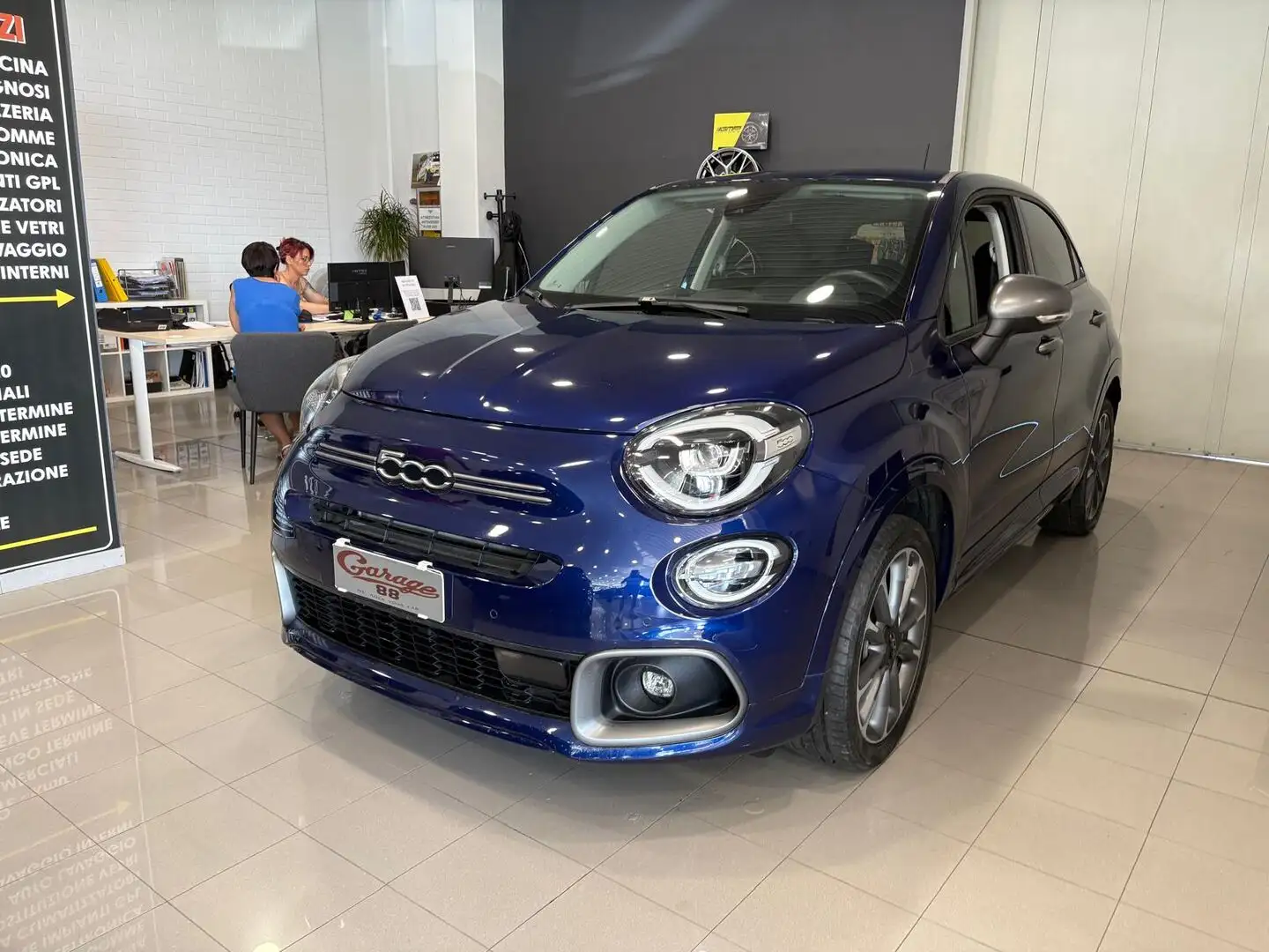 Fiat 500X 1.5 t4 hybrid Sport 130cv dct Blauw - 1