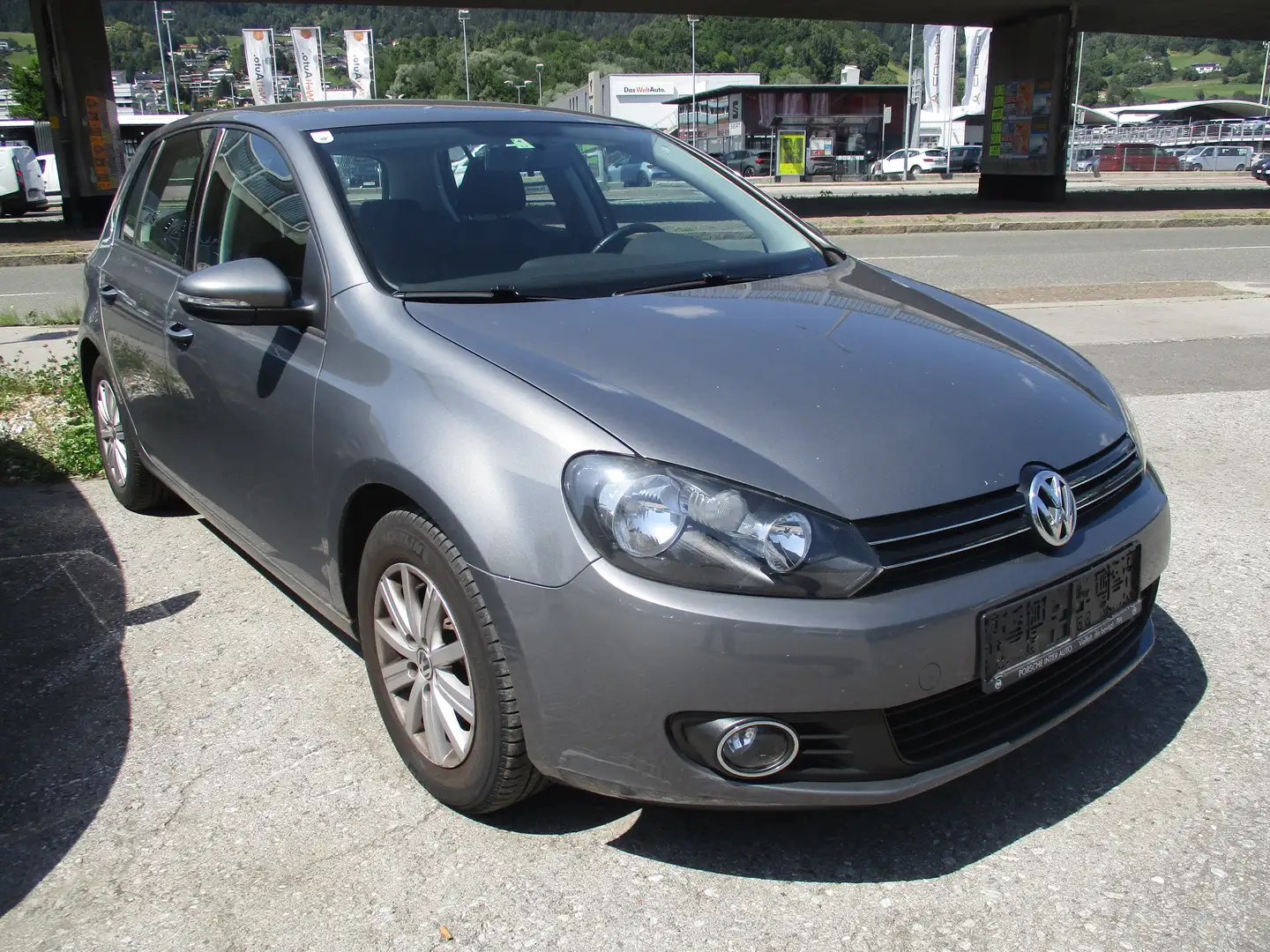 Volkswagen Golf Rabbit 1,6 TDI DPF Gris - 1