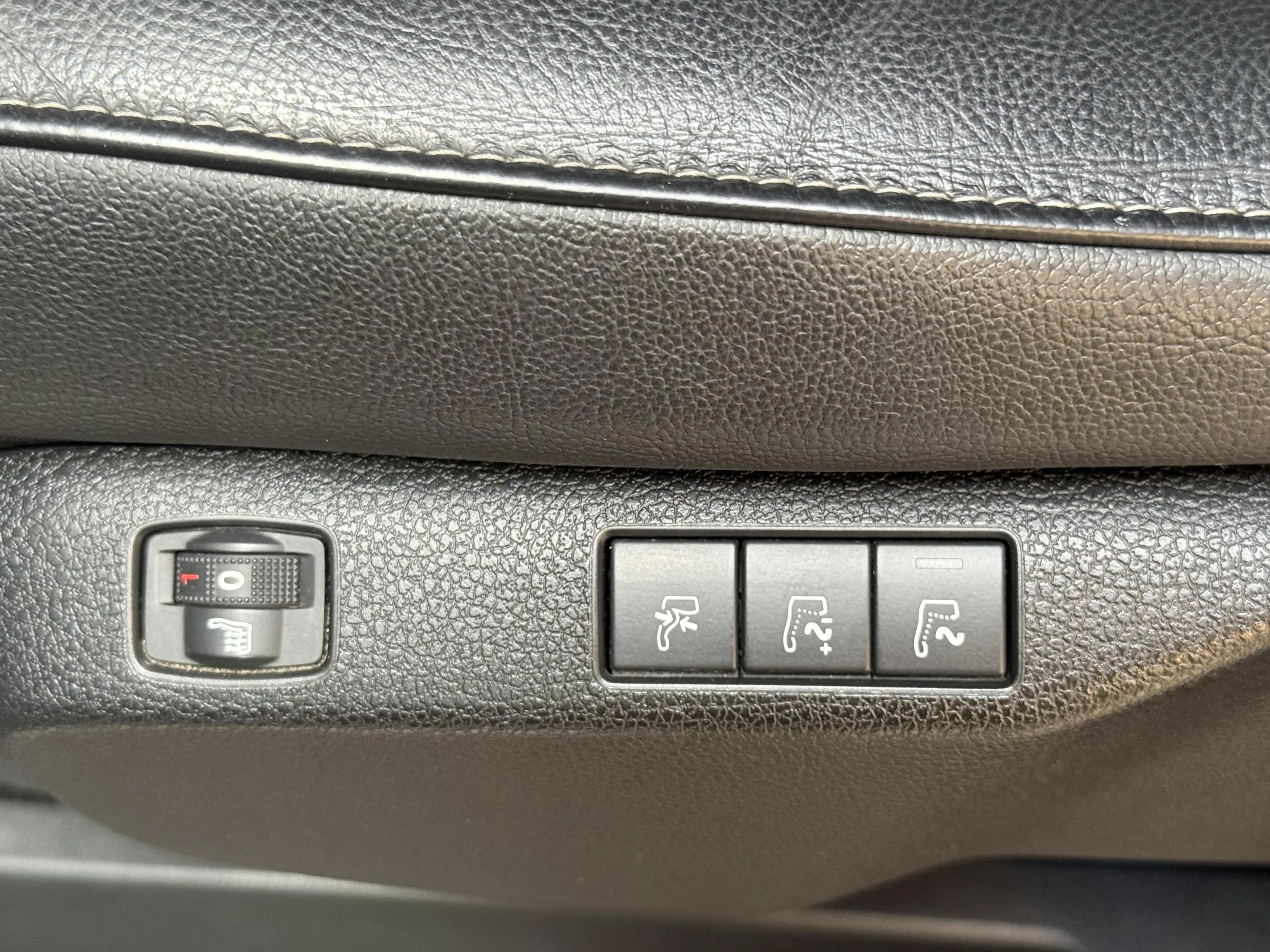 Toyota Proace Worker 2.0 D-4D Executive Long DC Verso — photo 9