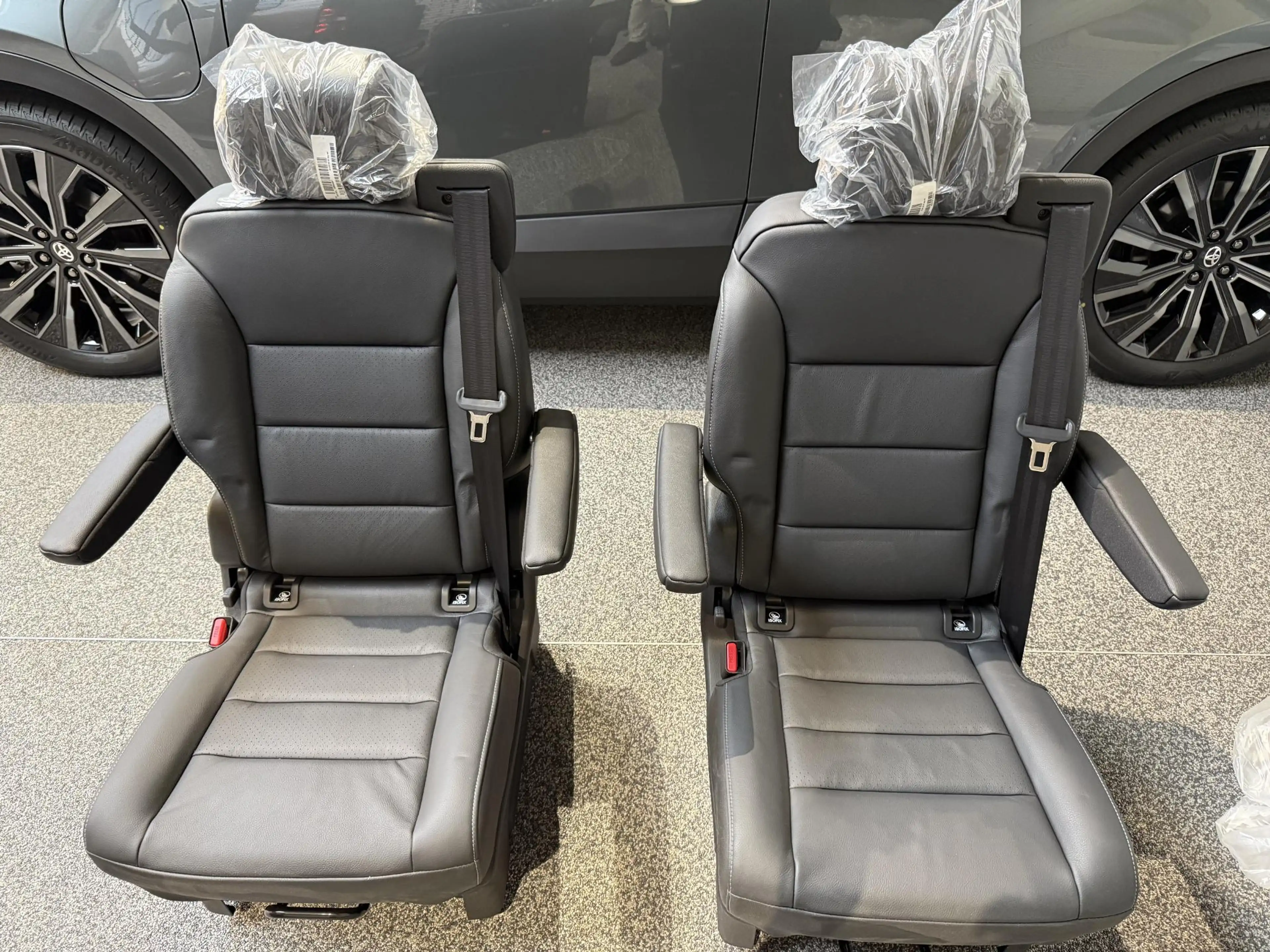 Toyota Proace Worker 2.0 D-4D Executive Long DC Verso — photo 23