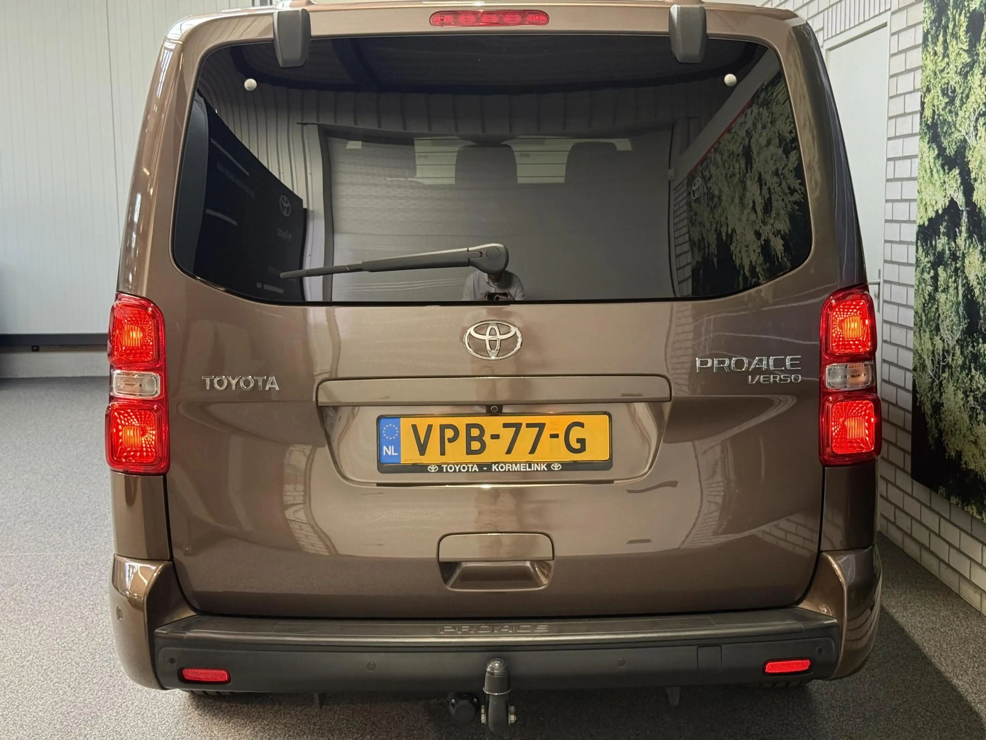 Toyota Proace Worker 2.0 D-4D Executive Long DC Verso — photo 4