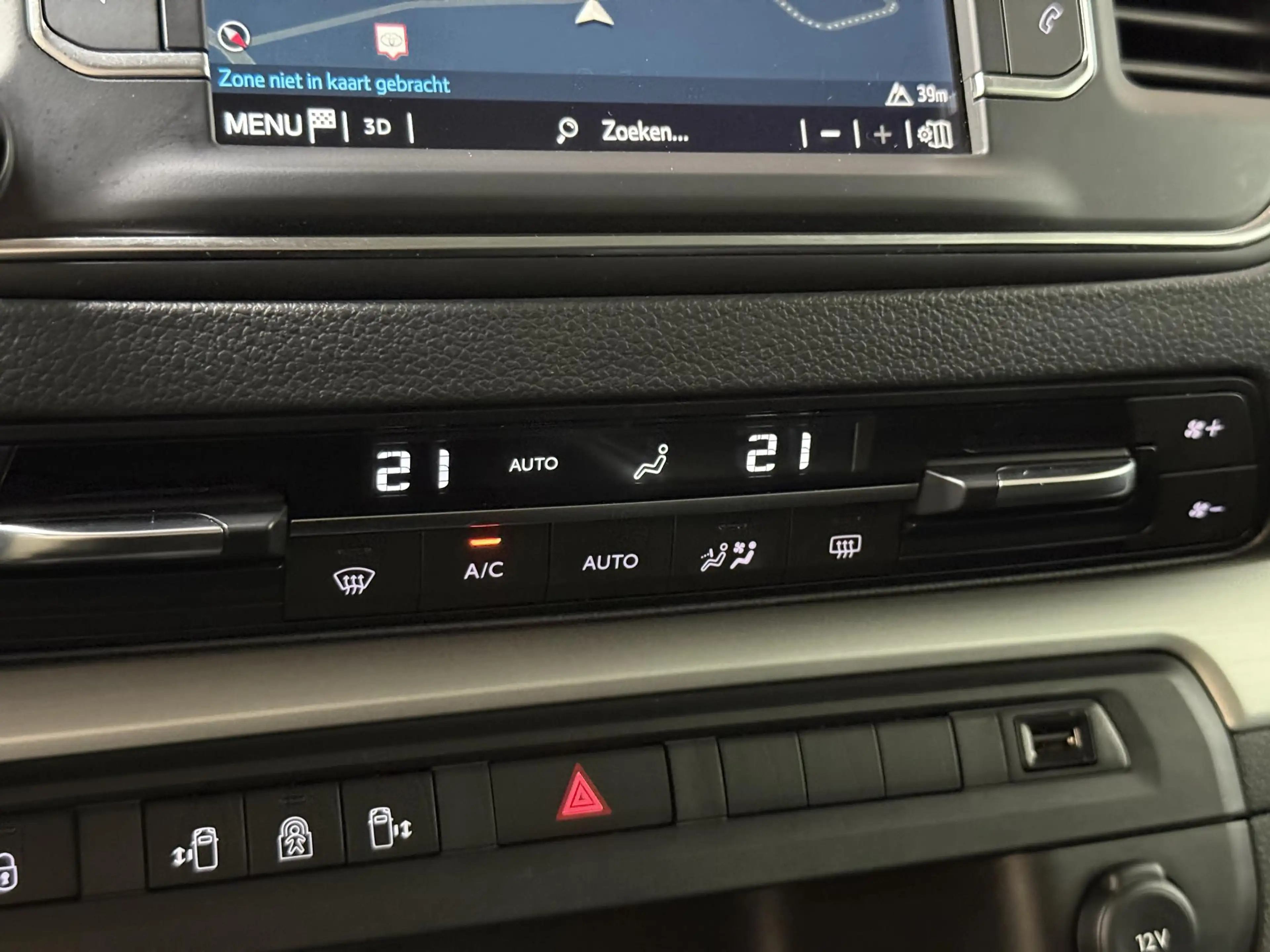 Toyota Proace Worker 2.0 D-4D Executive Long DC Verso — photo 12