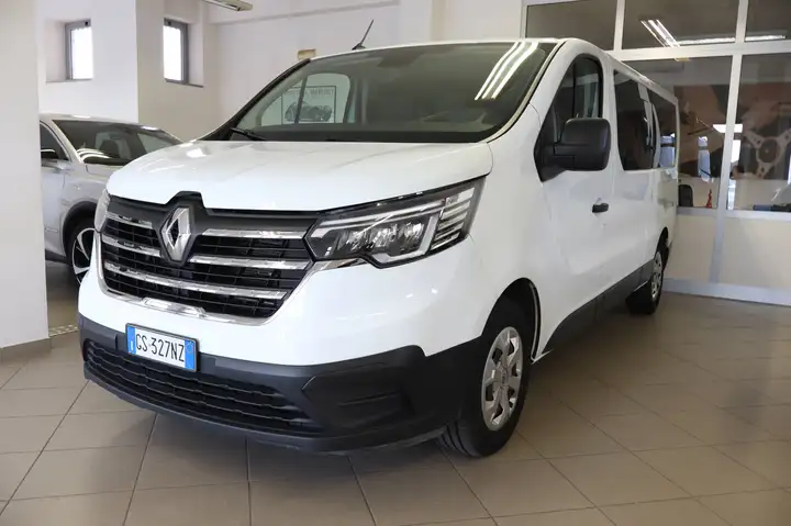 Renault Trafic PASSENGER 9 POSTI 2.0 BLUEDCI 150 CV PASSO LUNGO EDC - L2 H1