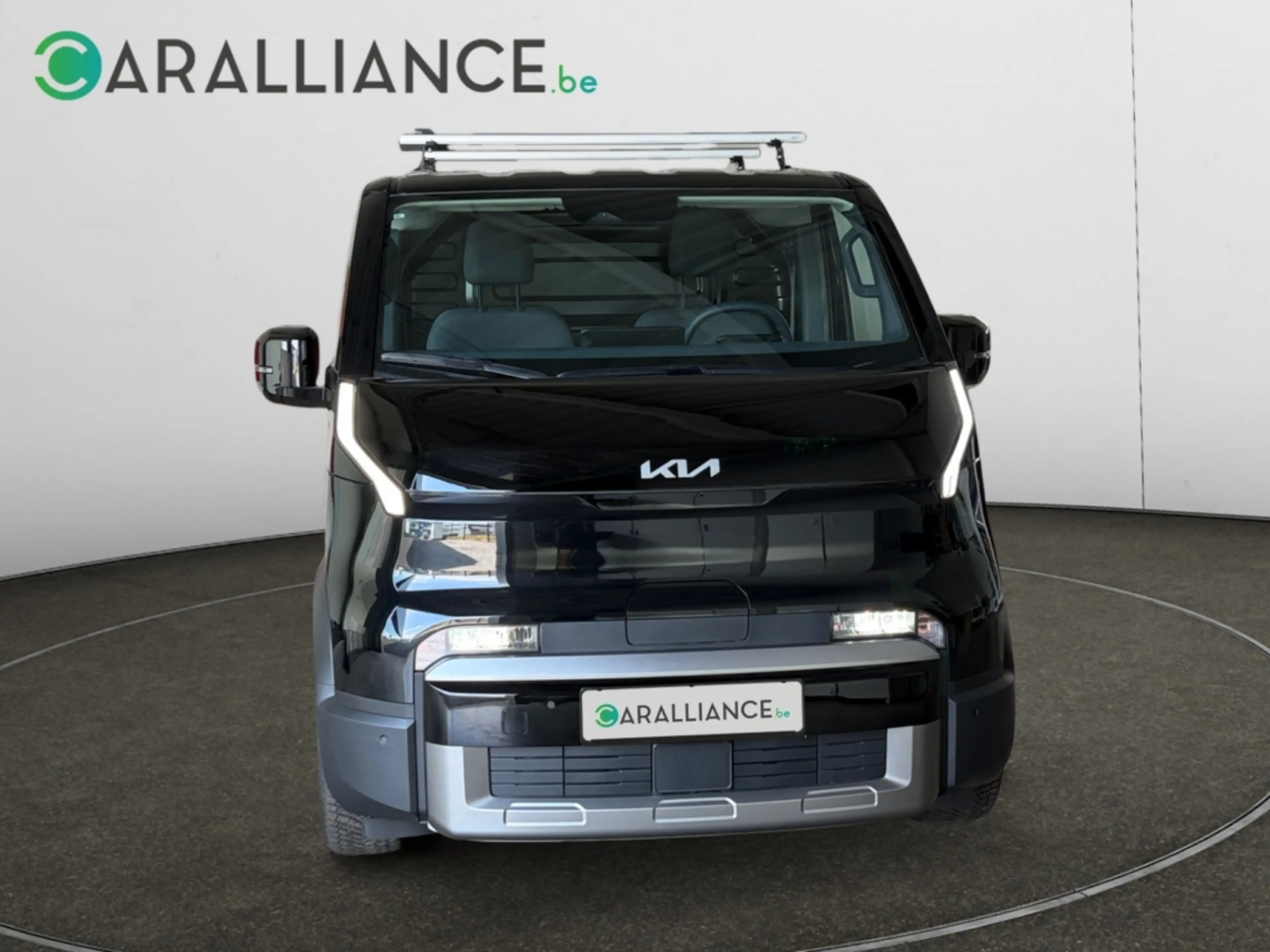 Kia PV5 Cargo Plus L2H1 3p. 71,2 kWh — photo 2