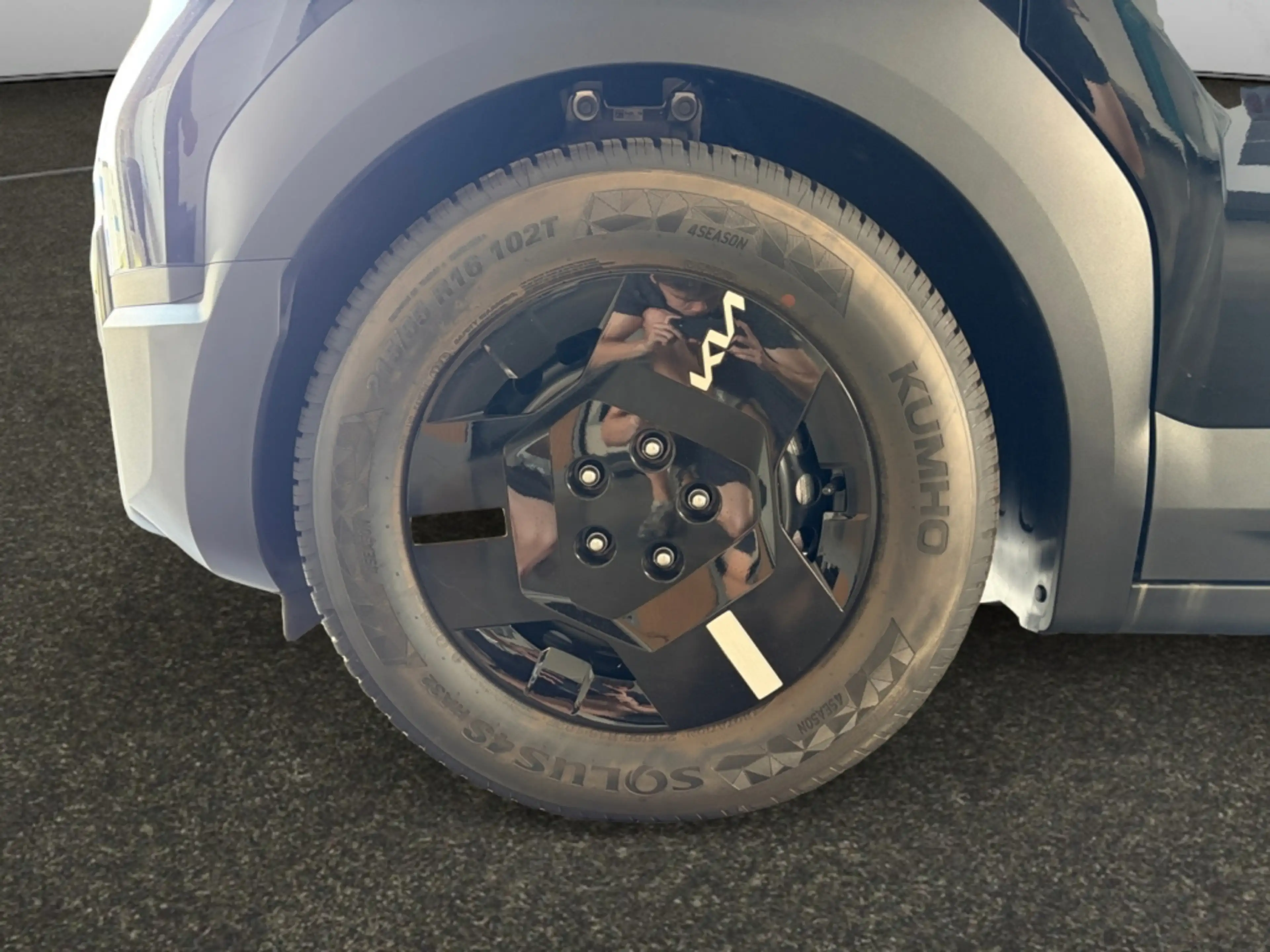 Kia PV5 Cargo Plus L2H1 3p. 71,2 kWh — photo 9