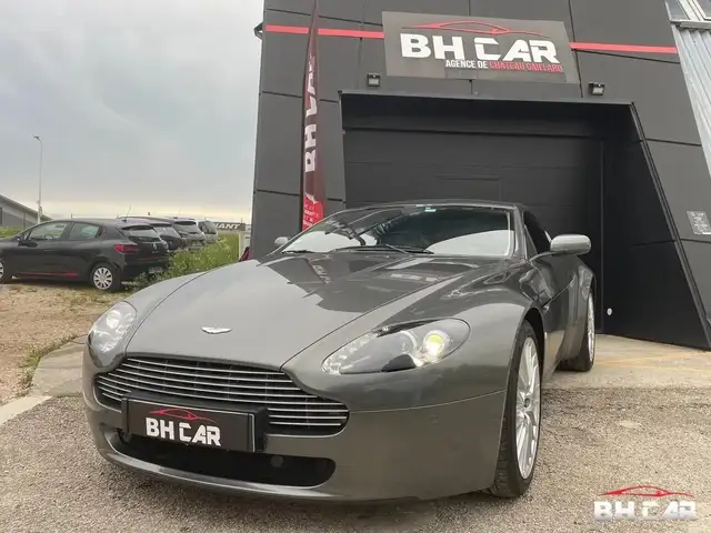 Aston Martin Vantage v8 4.7 426 BVA - Origine France - Entretien exclusif & Révisé