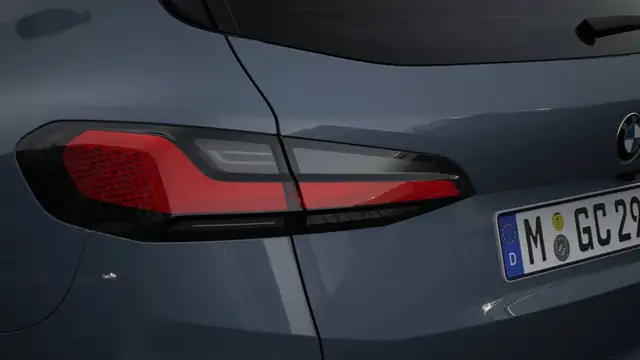 BMW 2 Series view 8