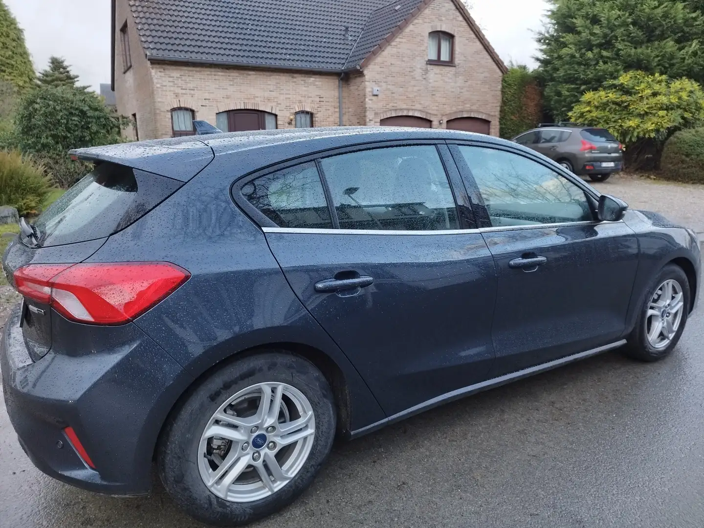 Ford Focus Connected 1.0 EcoBoost 125ch 92kw Bleu - 2