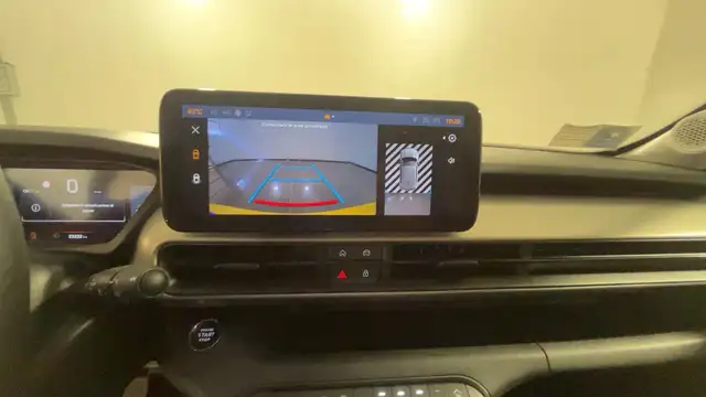 Jeep Avenger view 15