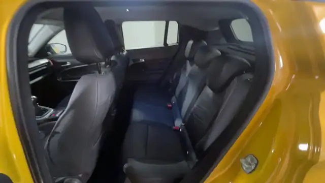 Jeep Avenger view 9