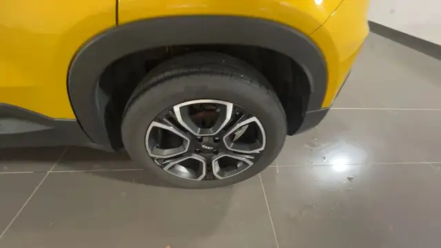 Jeep Avenger view 7