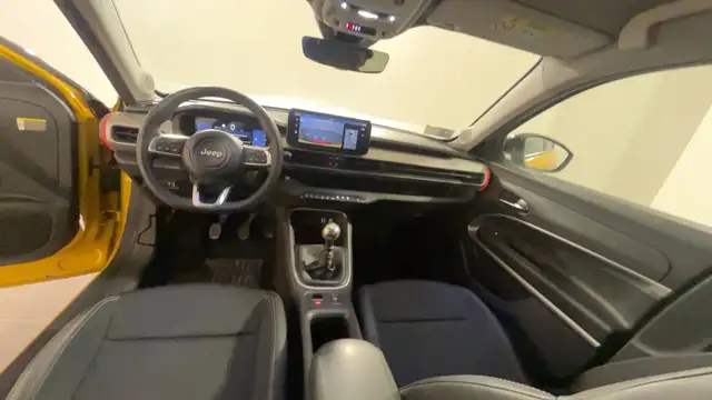 Jeep Avenger view 10