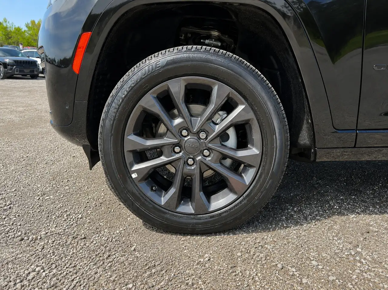 Jeep Grand Cherokee снимка Jeep Grand Cherokee
