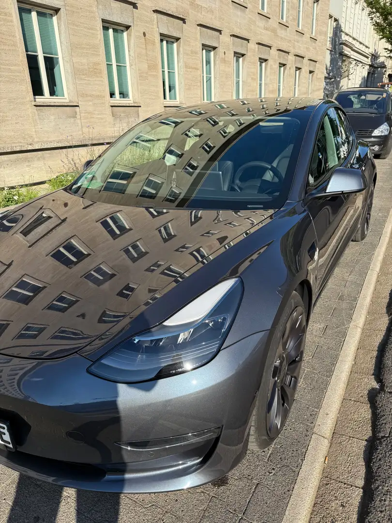 Tesla Model 3 Model 3 Langstreckenbatt. Allradantrieb Dual Motor Silber - 1