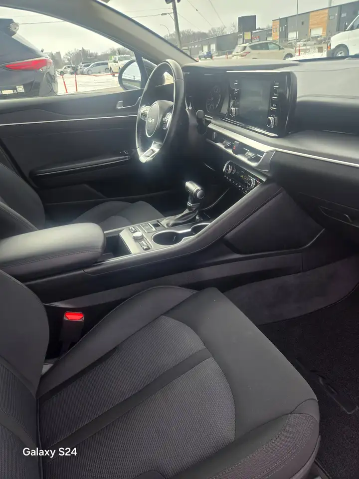 Kia K5 photo Kia K5