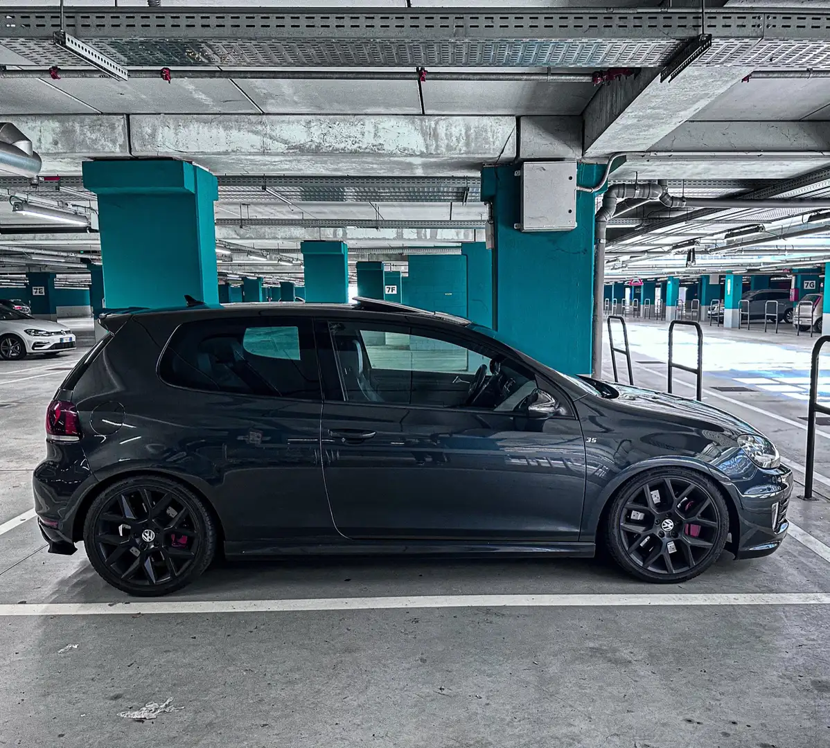 Volkswagen Golf GTI 3p 2.0 tsi DSG EDITION 35 - 2