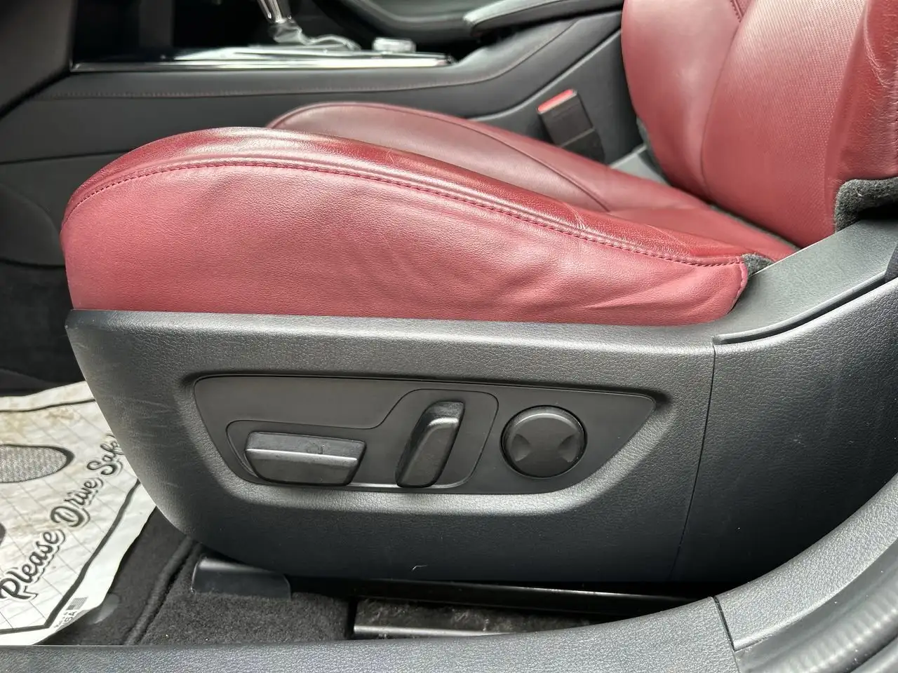 Mazda CX-30 снимка Mazda CX-30