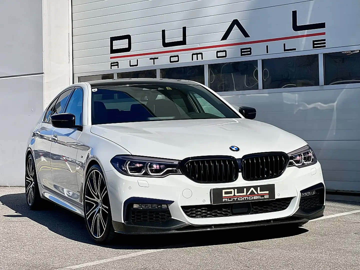 BMW 530 530d xDrive Aut./M-PERFORMANCE/H&K/LED/ACC/20" Weiß - 2