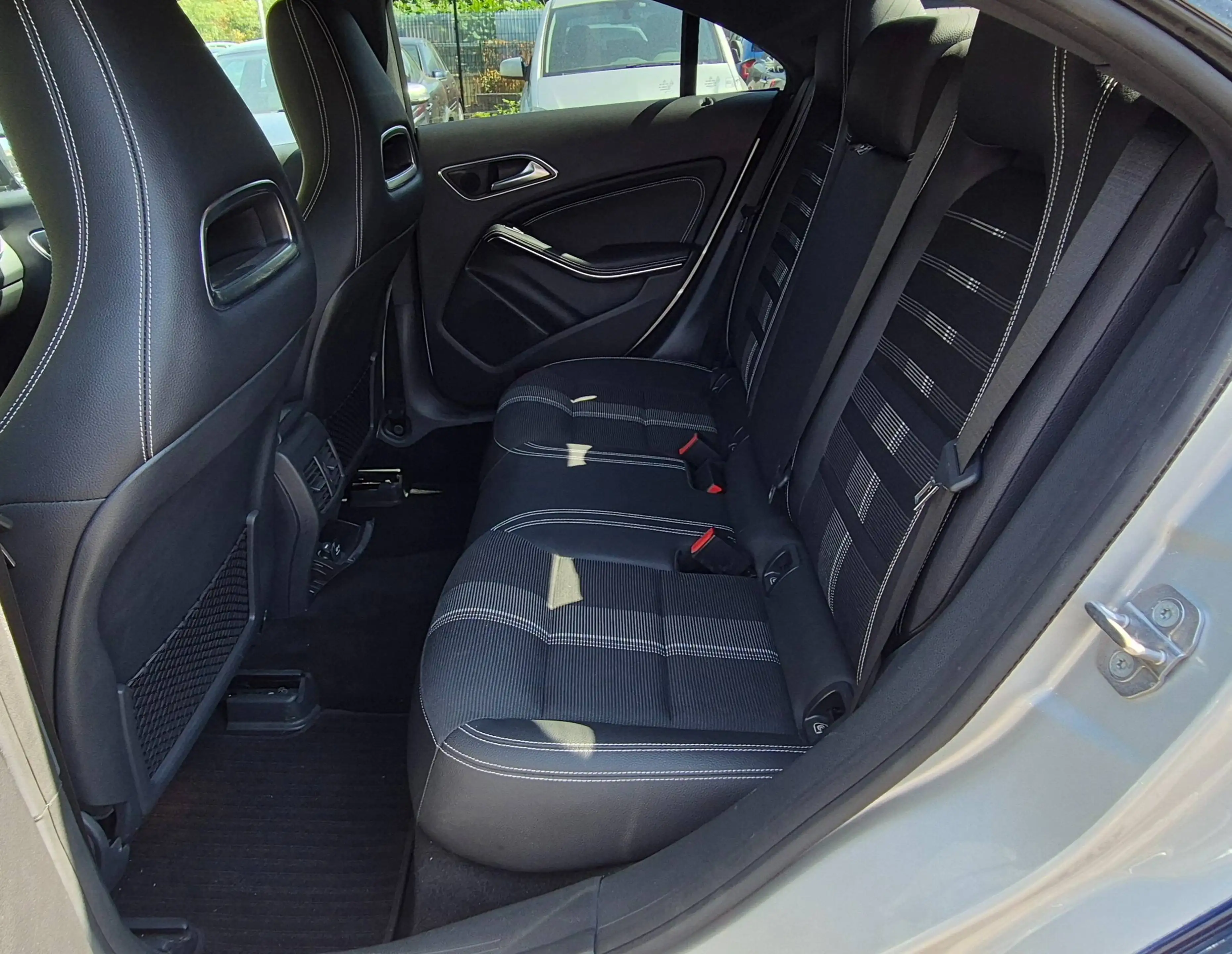 Mercedes-Benz CLA 220 Urban Sport — photo 13