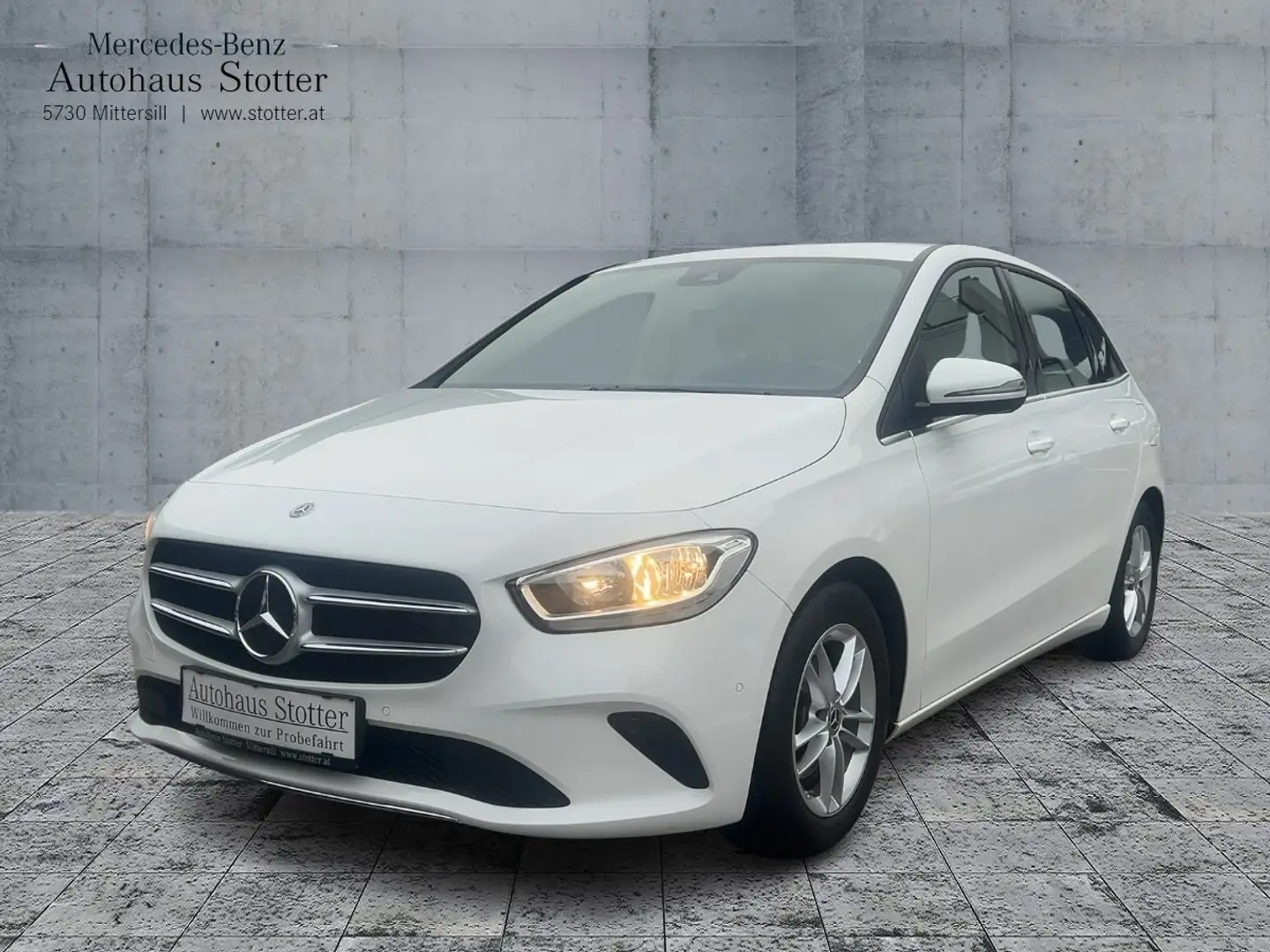 Mercedes-Benz B 180 Style *PTS*Shz*eHeck*MBUX*RKam*Klima* Weiß - 1