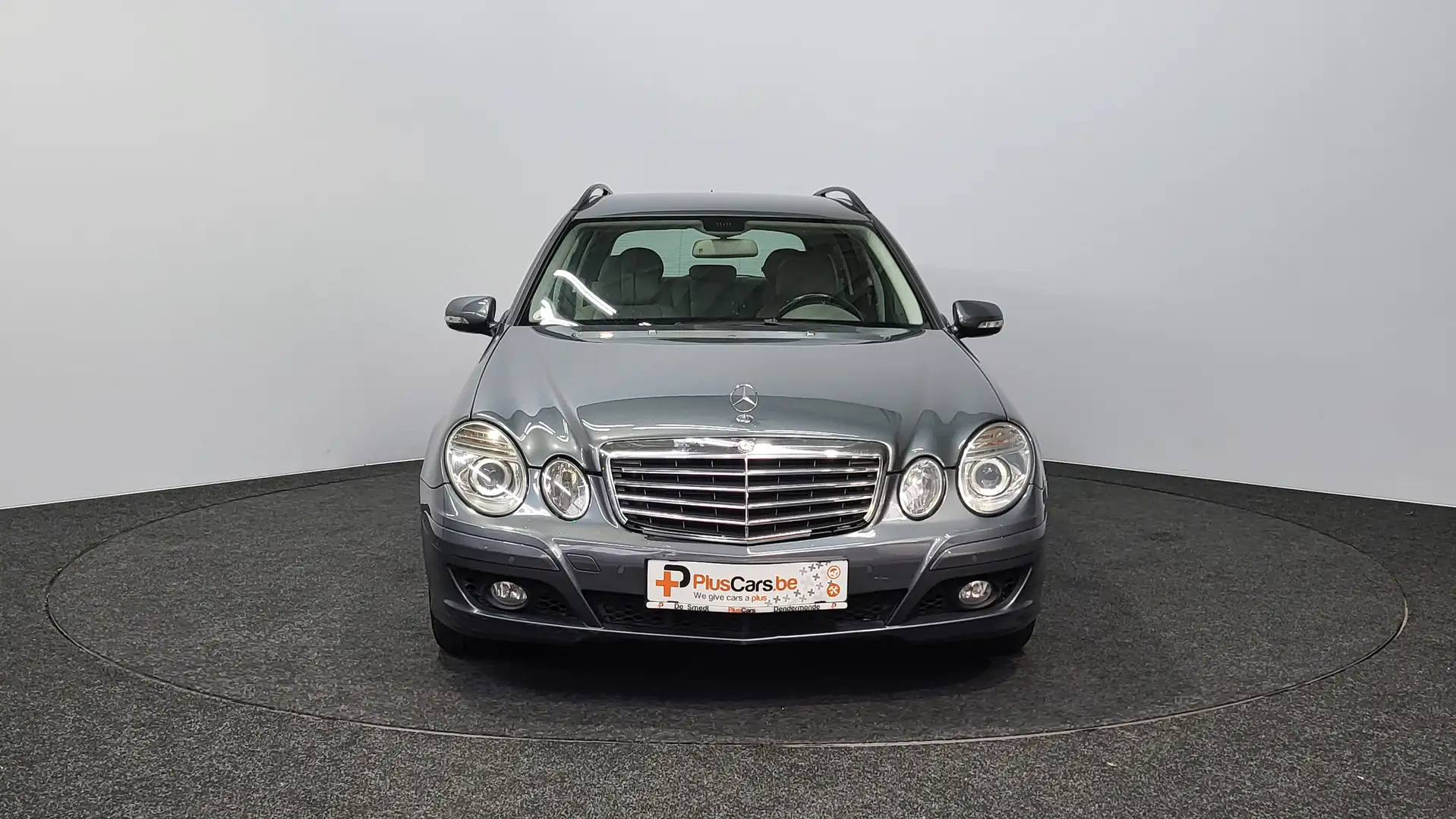 Mercedes-Benz E 220 CDI Avantgarde ~ H&K ~ Leder ~ CC ~ Navi ~ Airco Gris - 2