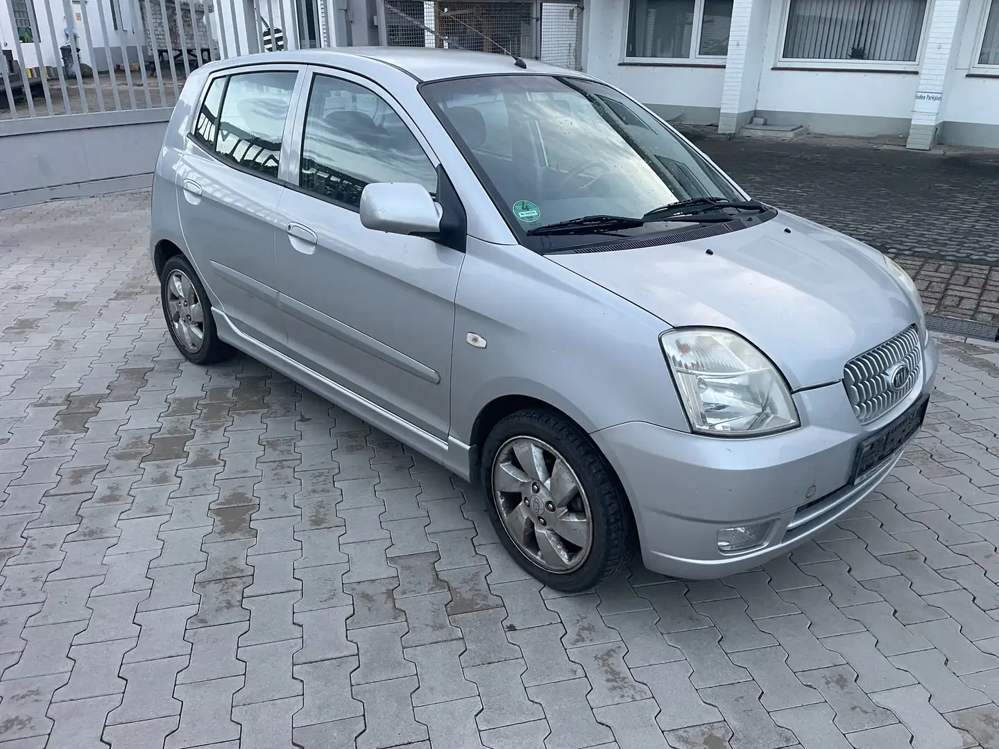 Kia Picanto Grau - 2