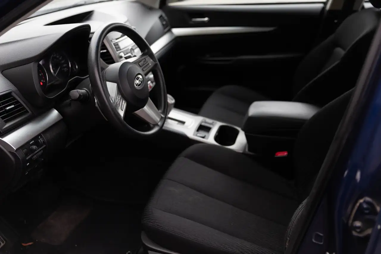 Subaru Legacy снимка Subaru Legacy