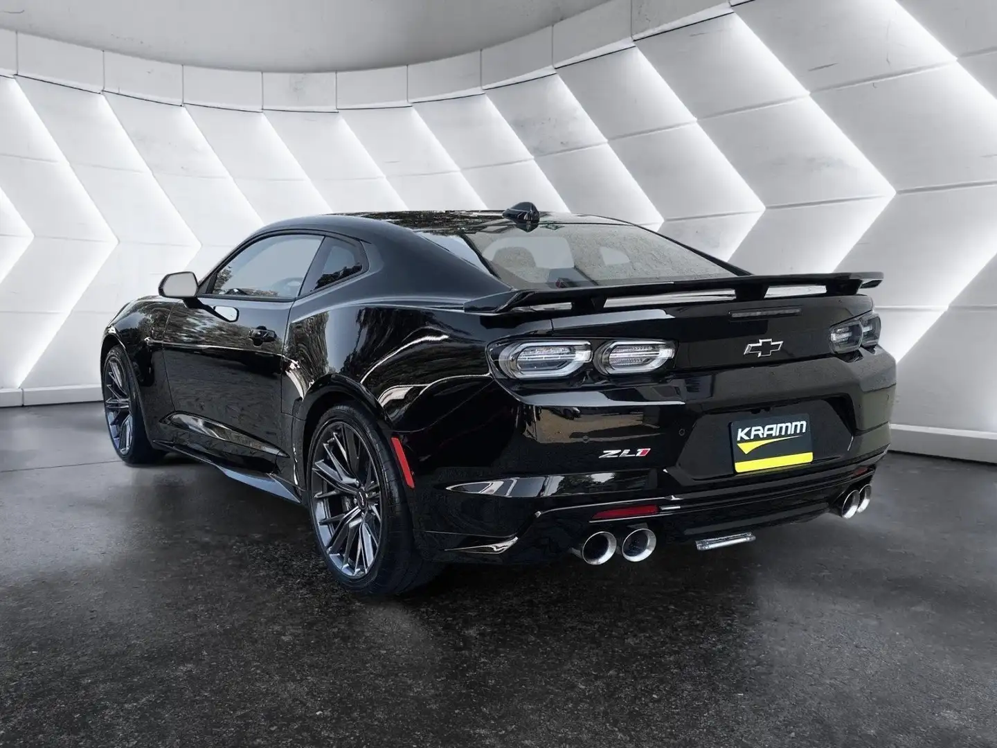 Chevrolet Camaro Coupe V8 ZL1 Zwart - 2