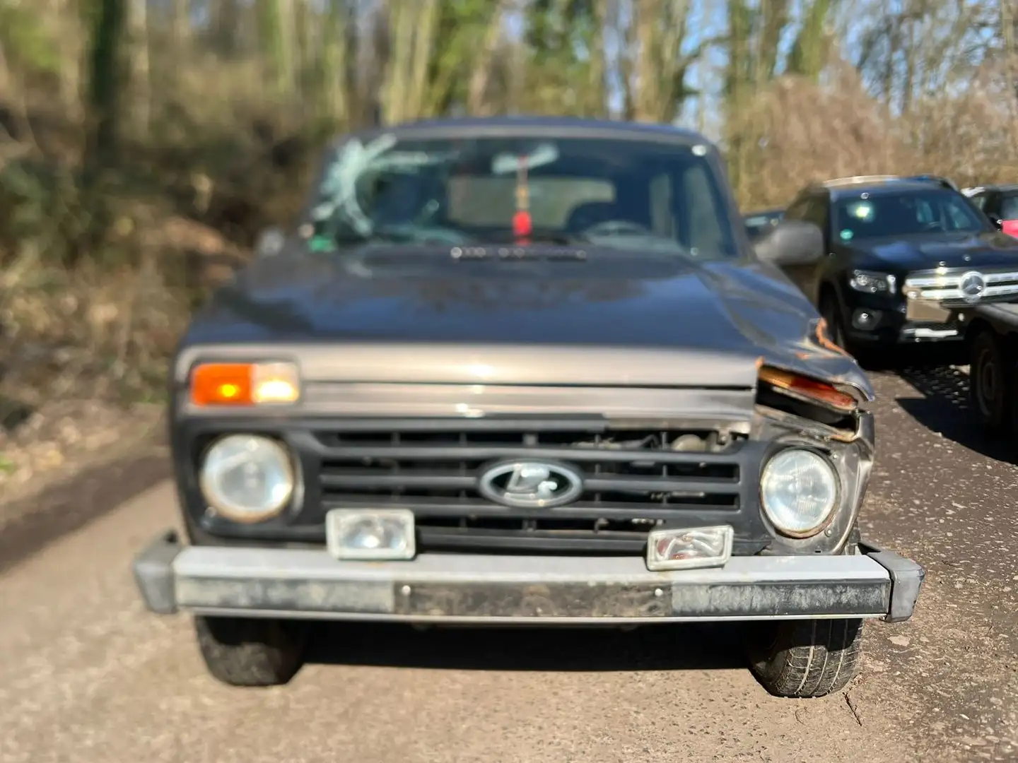 Lada Taiga Basis 4x4 60TKM FAHRBEREIT Negro - 2