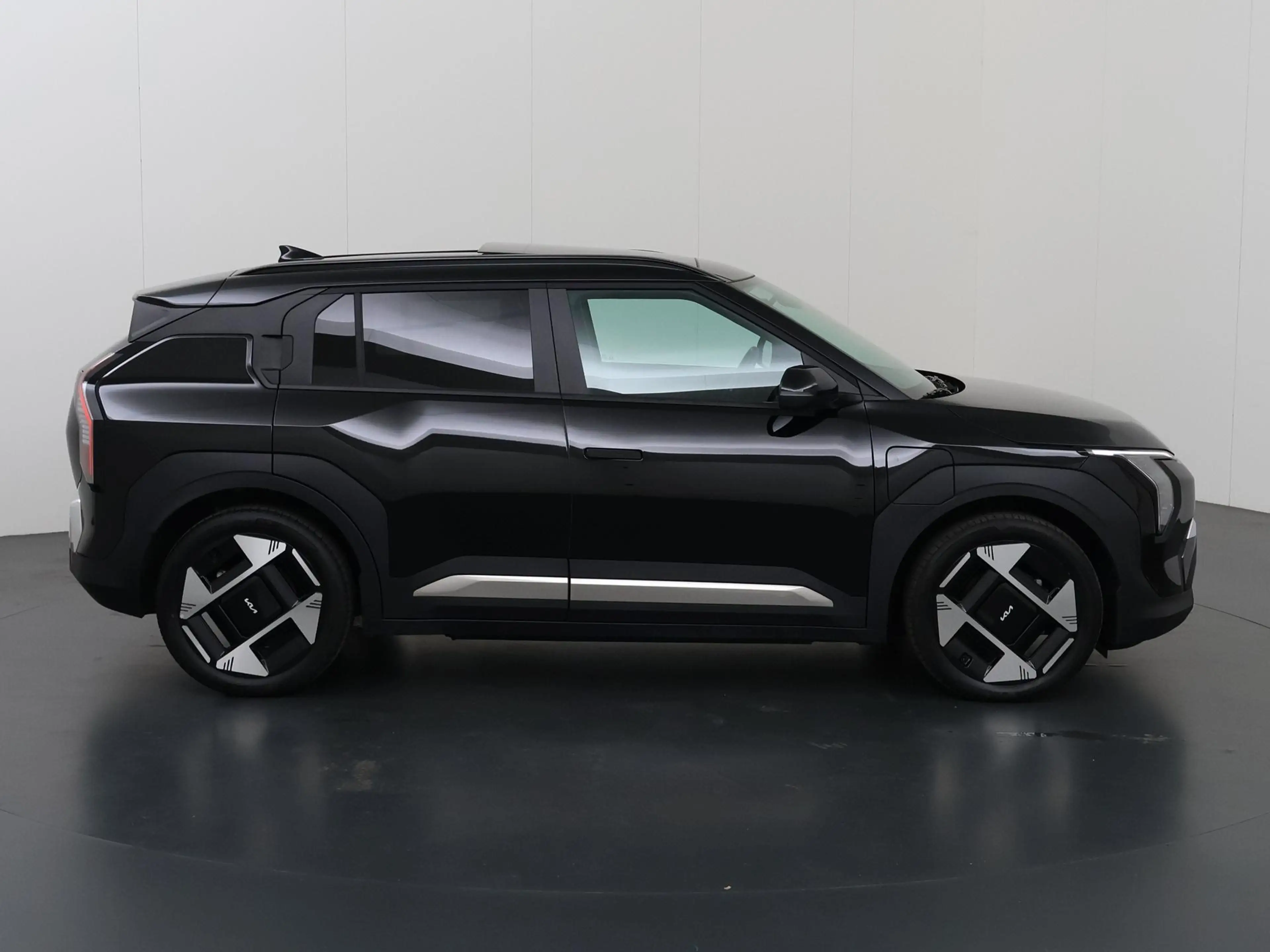 Kia EV3 Plus Advanced 81.4 kWh | Panoramadak | Harman / Ka — photo 6