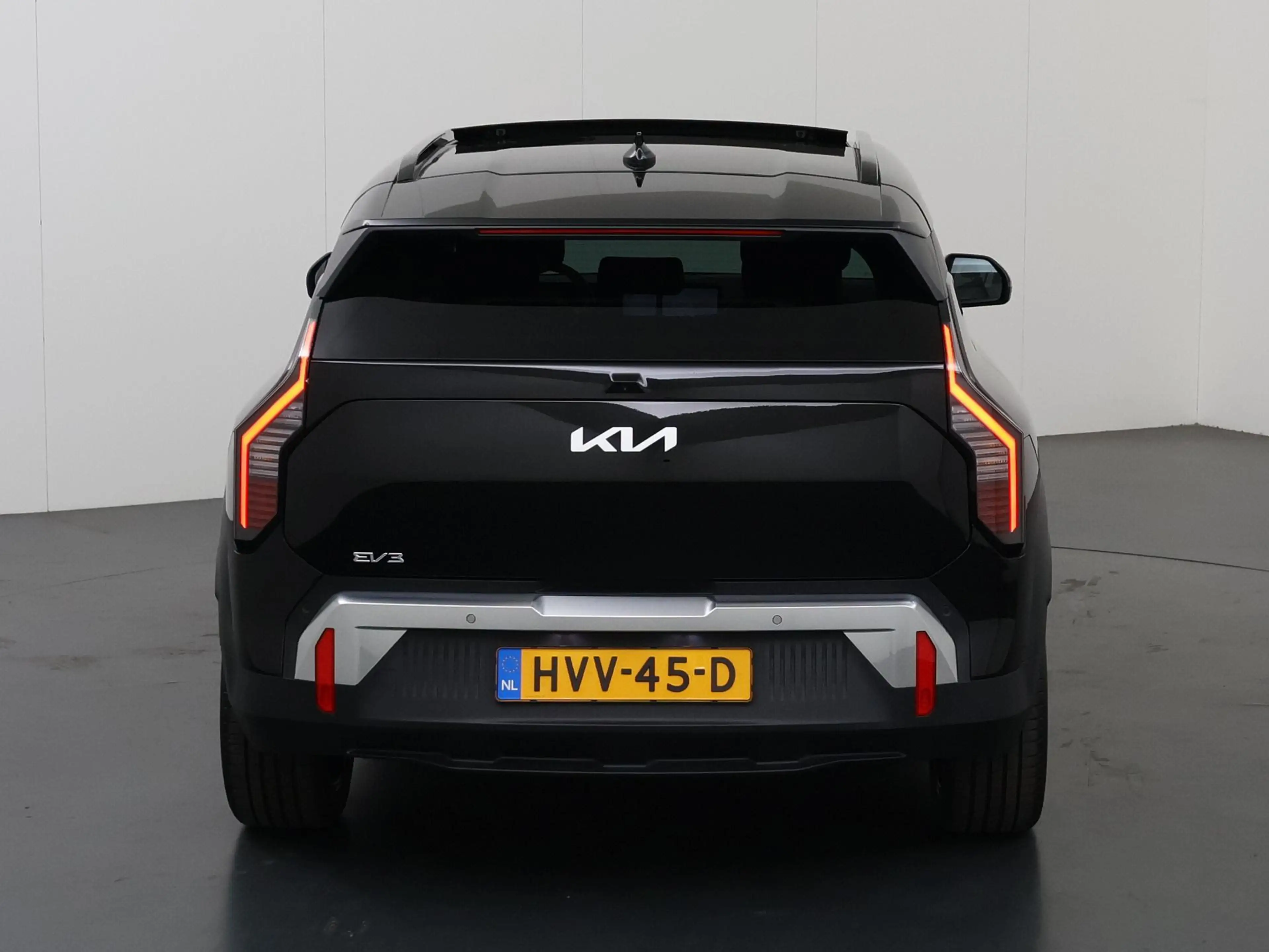 Kia EV3 Plus Advanced 81.4 kWh | Panoramadak | Harman / Ka — photo 4