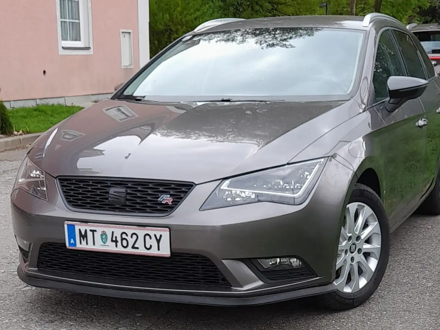 SEAT Leon Style 1,6 TDI CR Start-Stopp Bronzová - 1