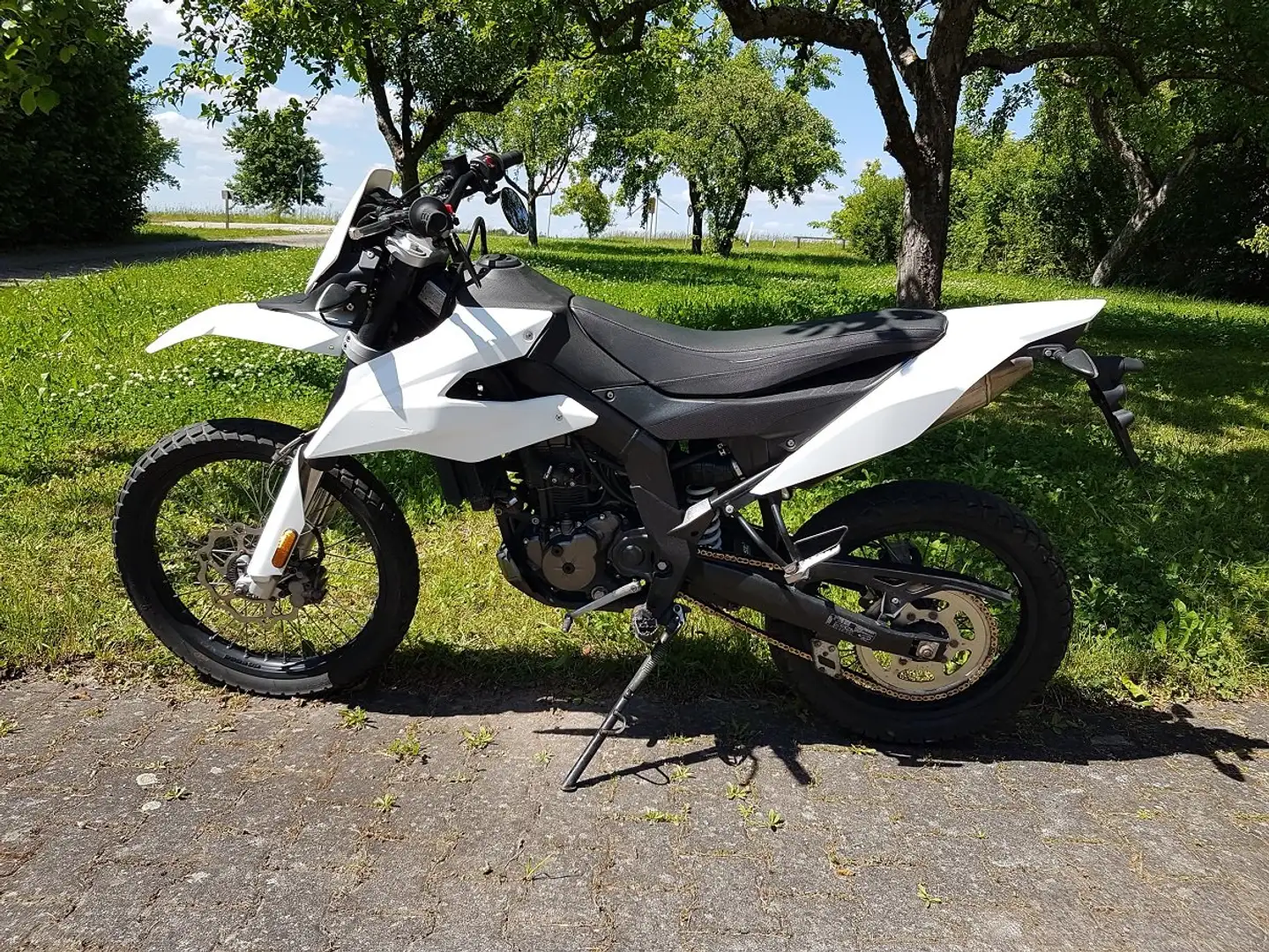 Aprilia RX 125 Blanc - 1