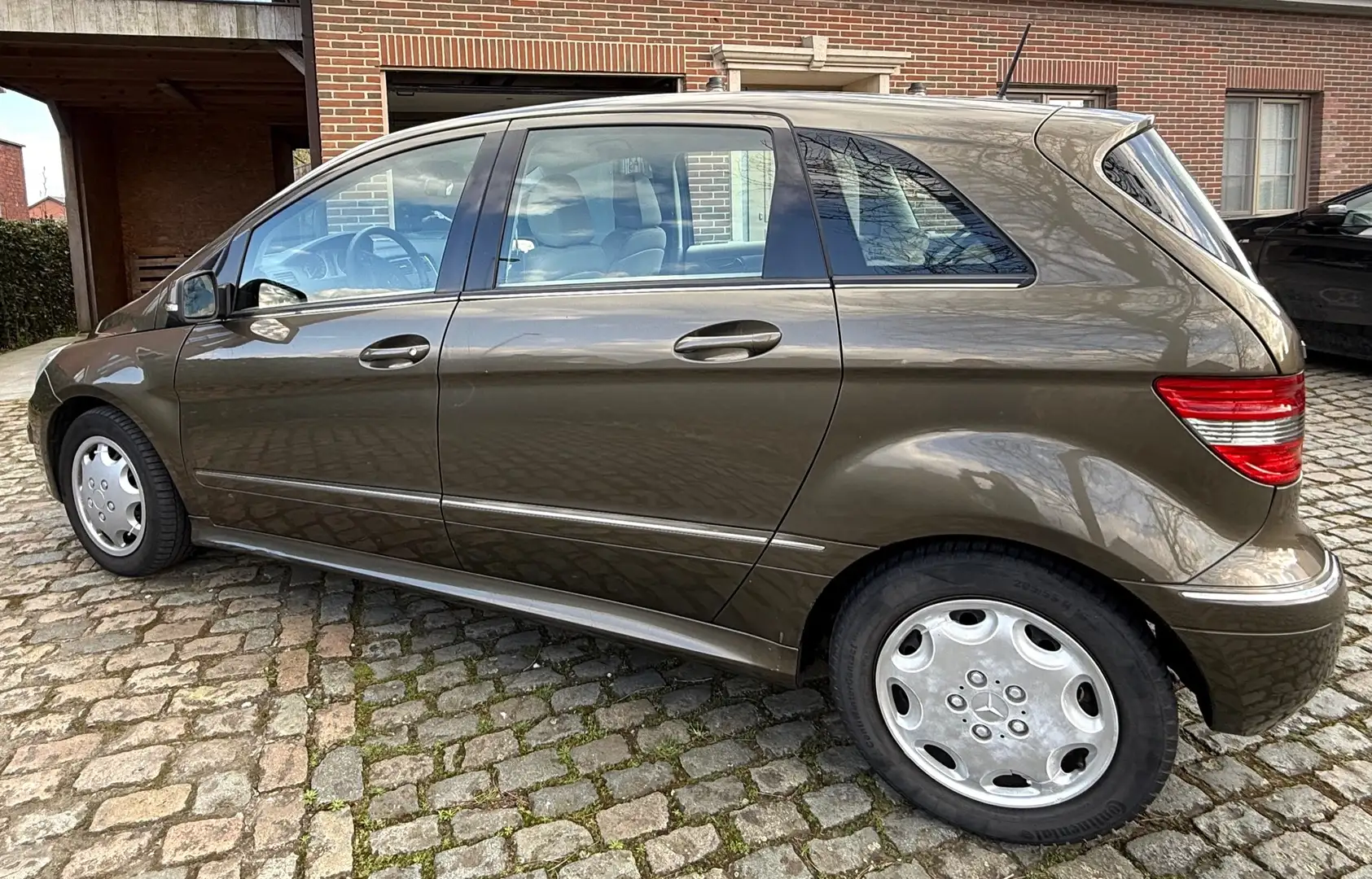 Mercedes-Benz B 180 CDI - 2