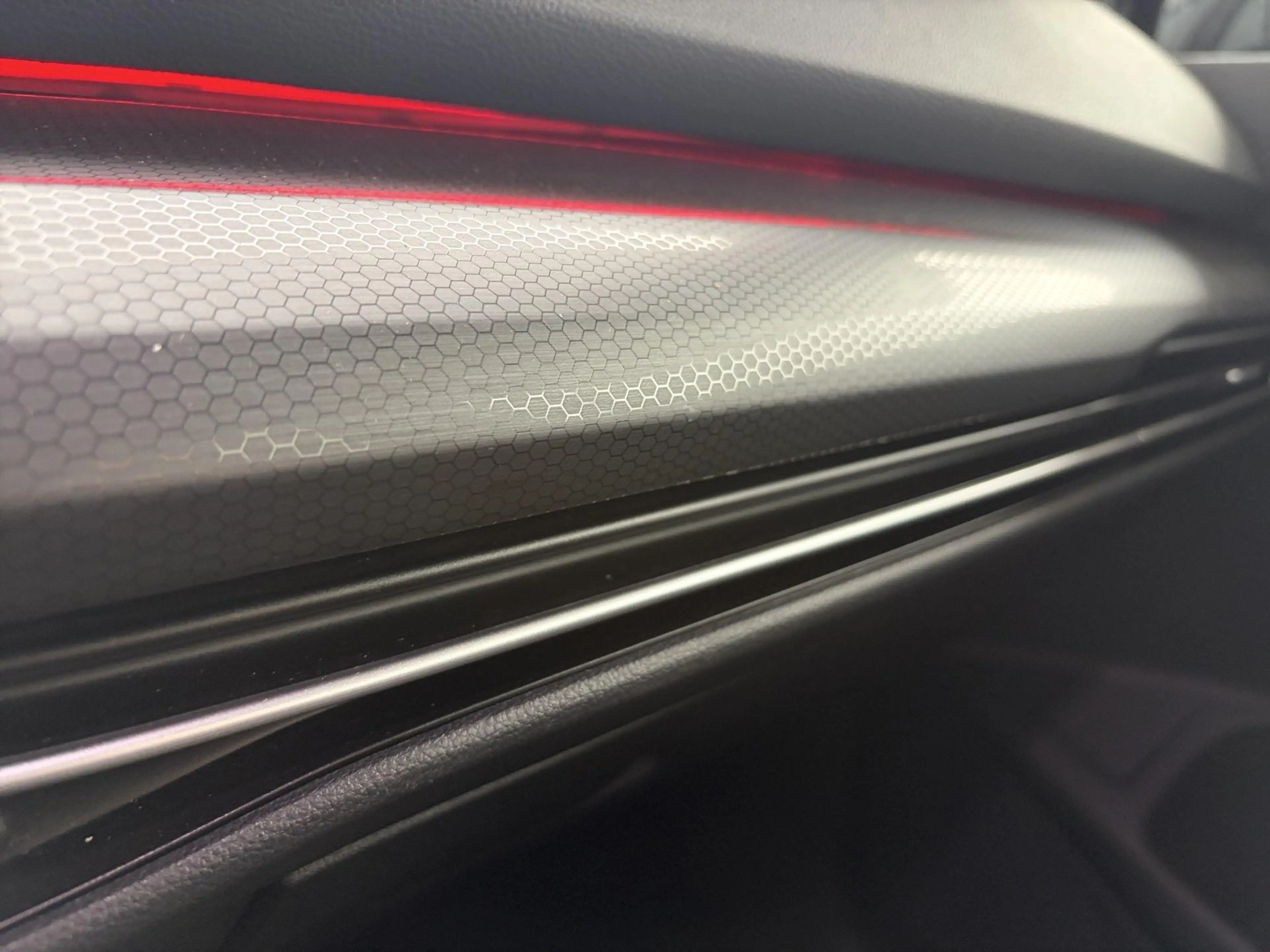 Volkswagen Golf GTI VIII 2.0 TSI 221kW Clubsport DSG — photo 10