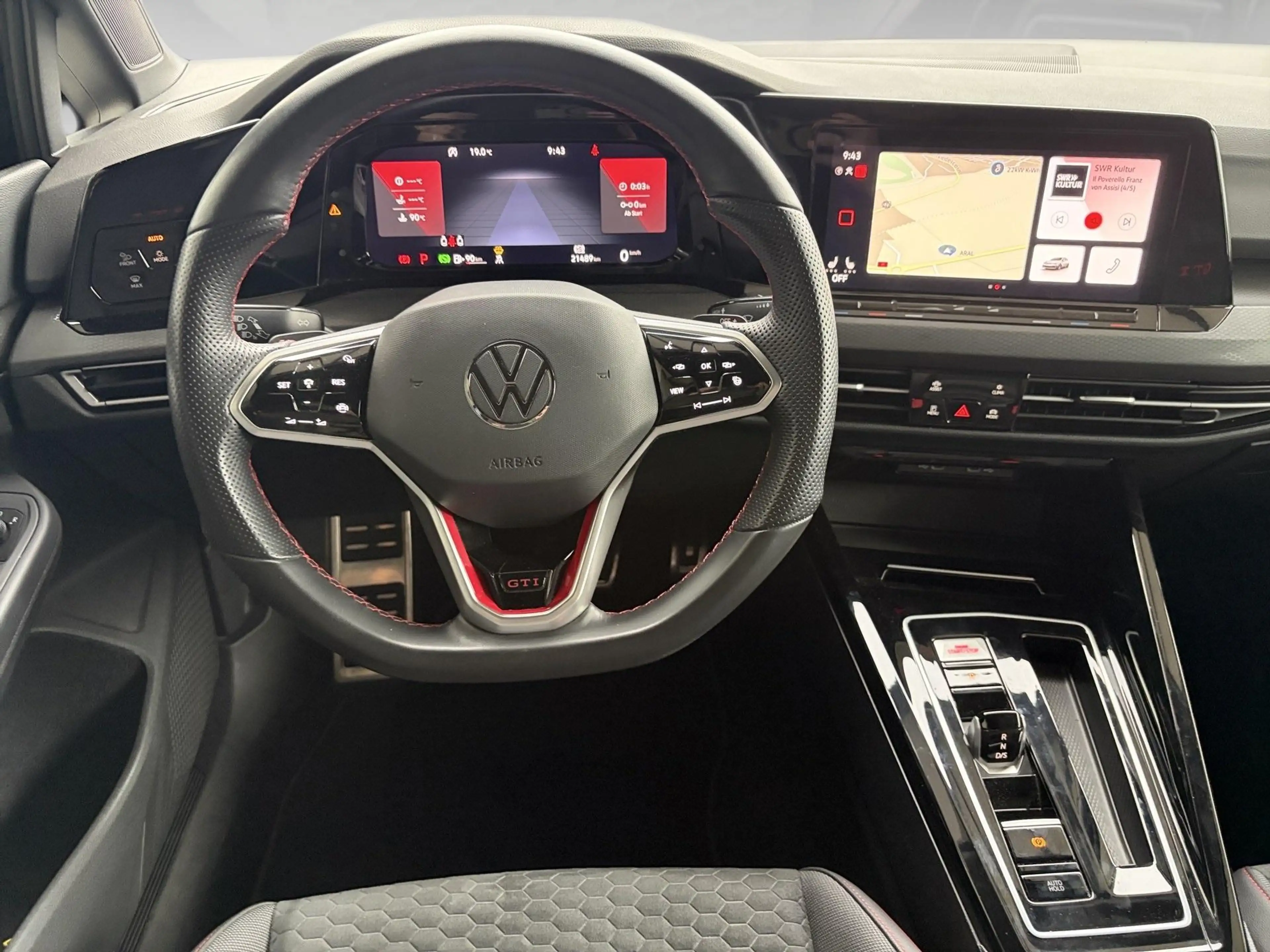 Volkswagen Golf GTI VIII 2.0 TSI 221kW Clubsport DSG — photo 7
