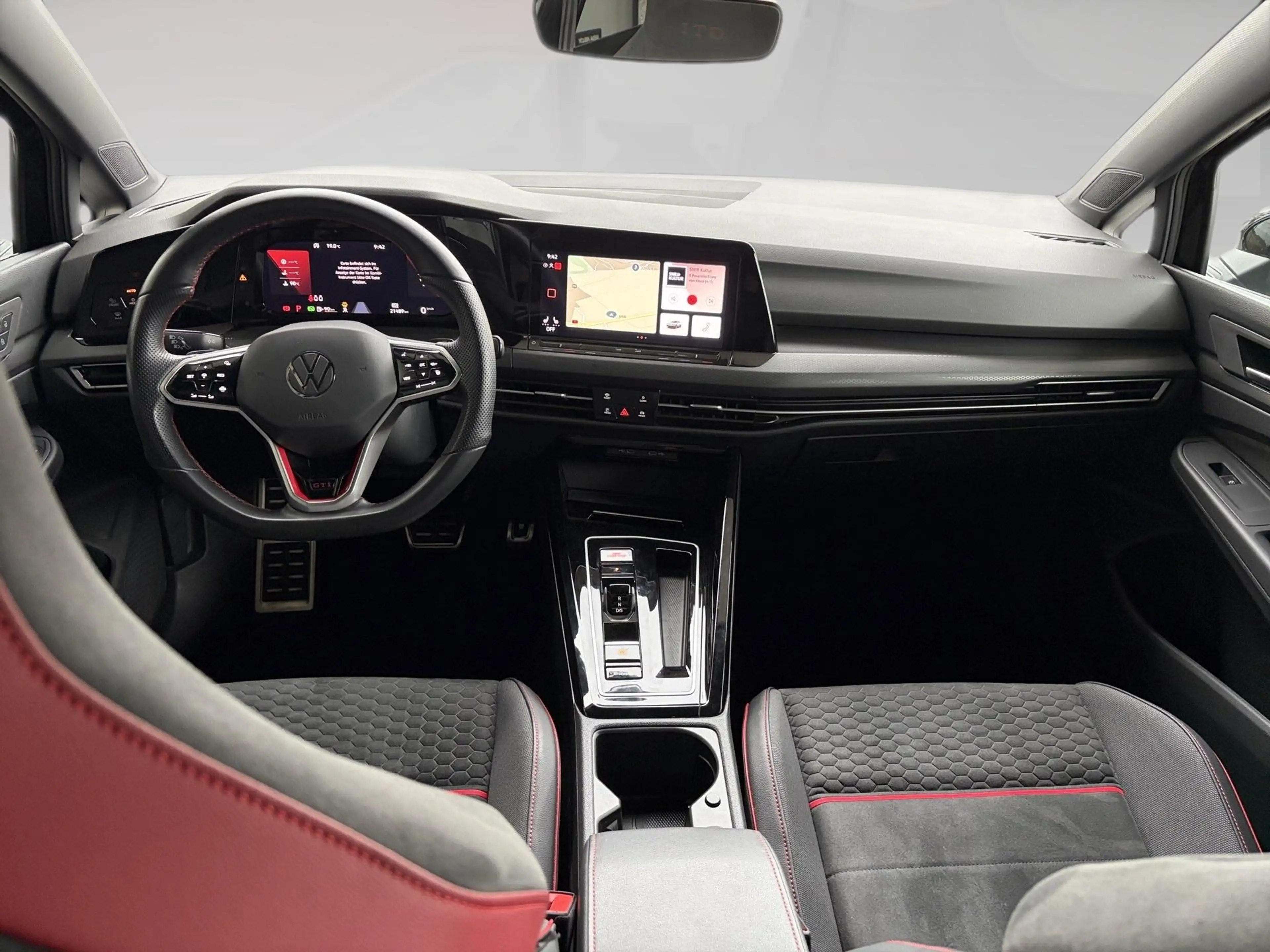 Volkswagen Golf GTI VIII 2.0 TSI 221kW Clubsport DSG — photo 5