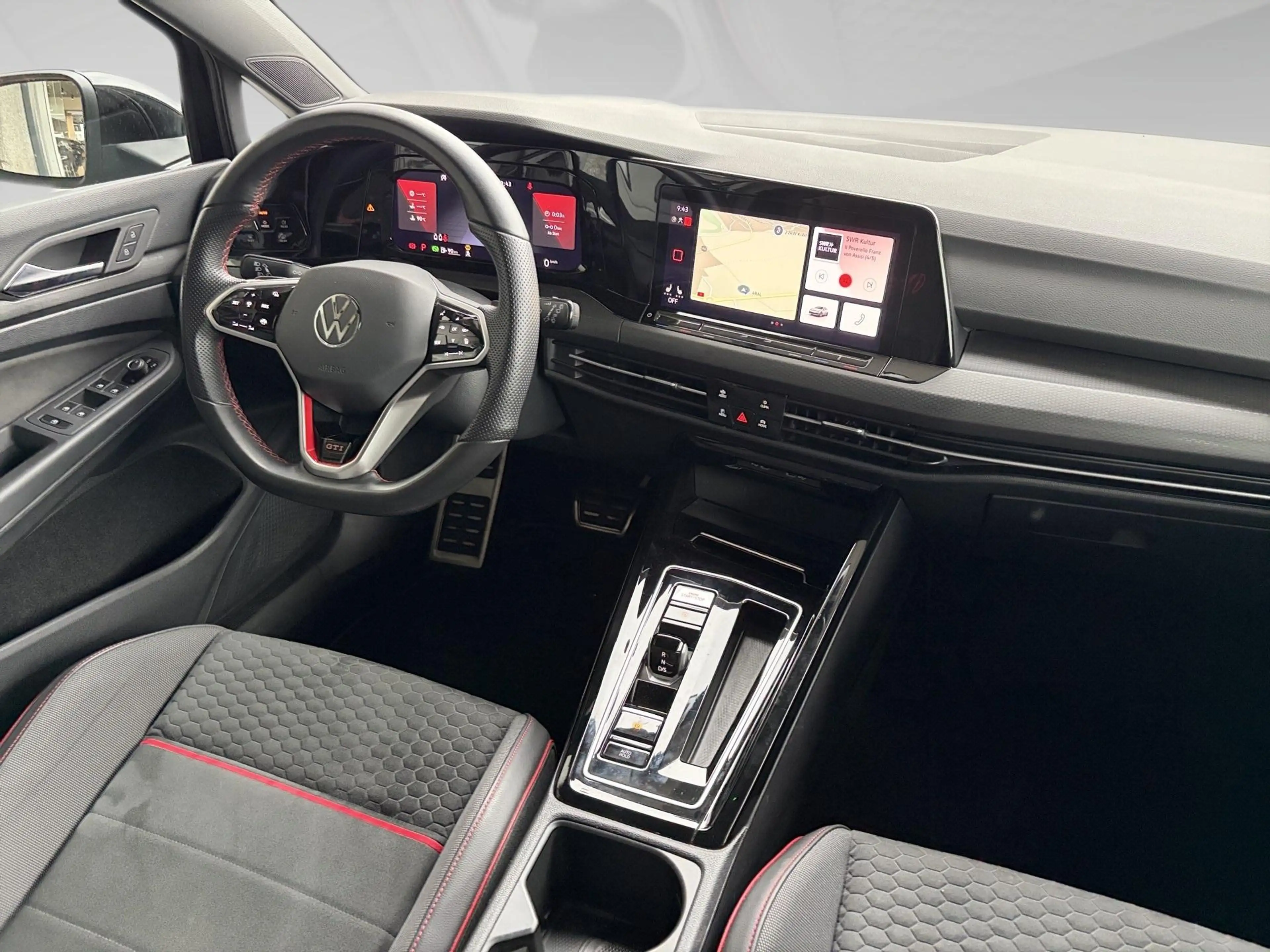 Volkswagen Golf GTI VIII 2.0 TSI 221kW Clubsport DSG — photo 6